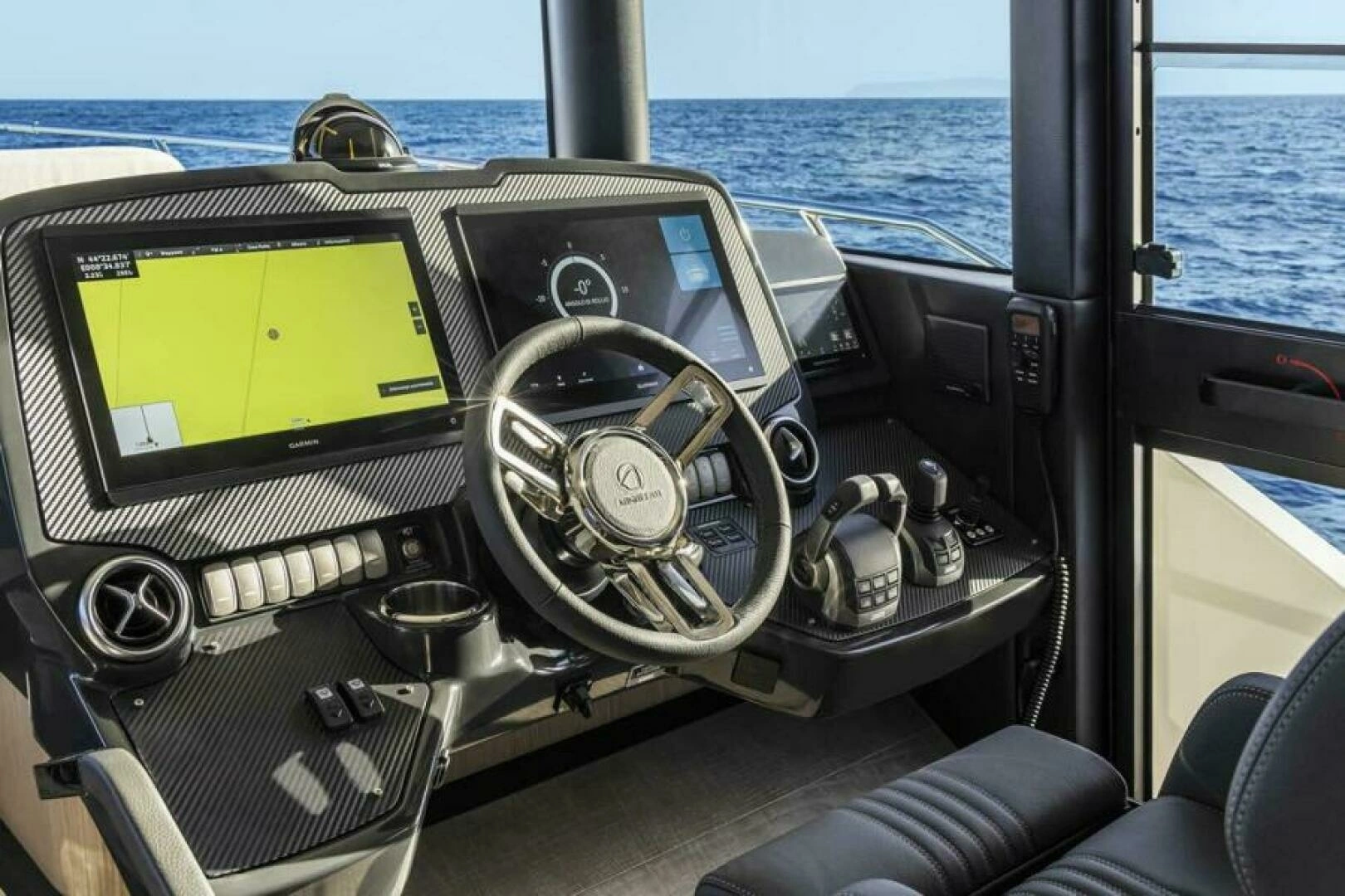 2025 Absolute Navetta 53 - Image 2