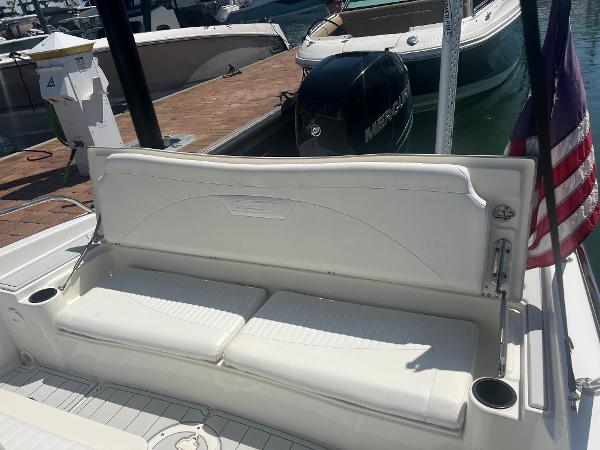 2009 Boston Whaler 230 Dauntless - 6