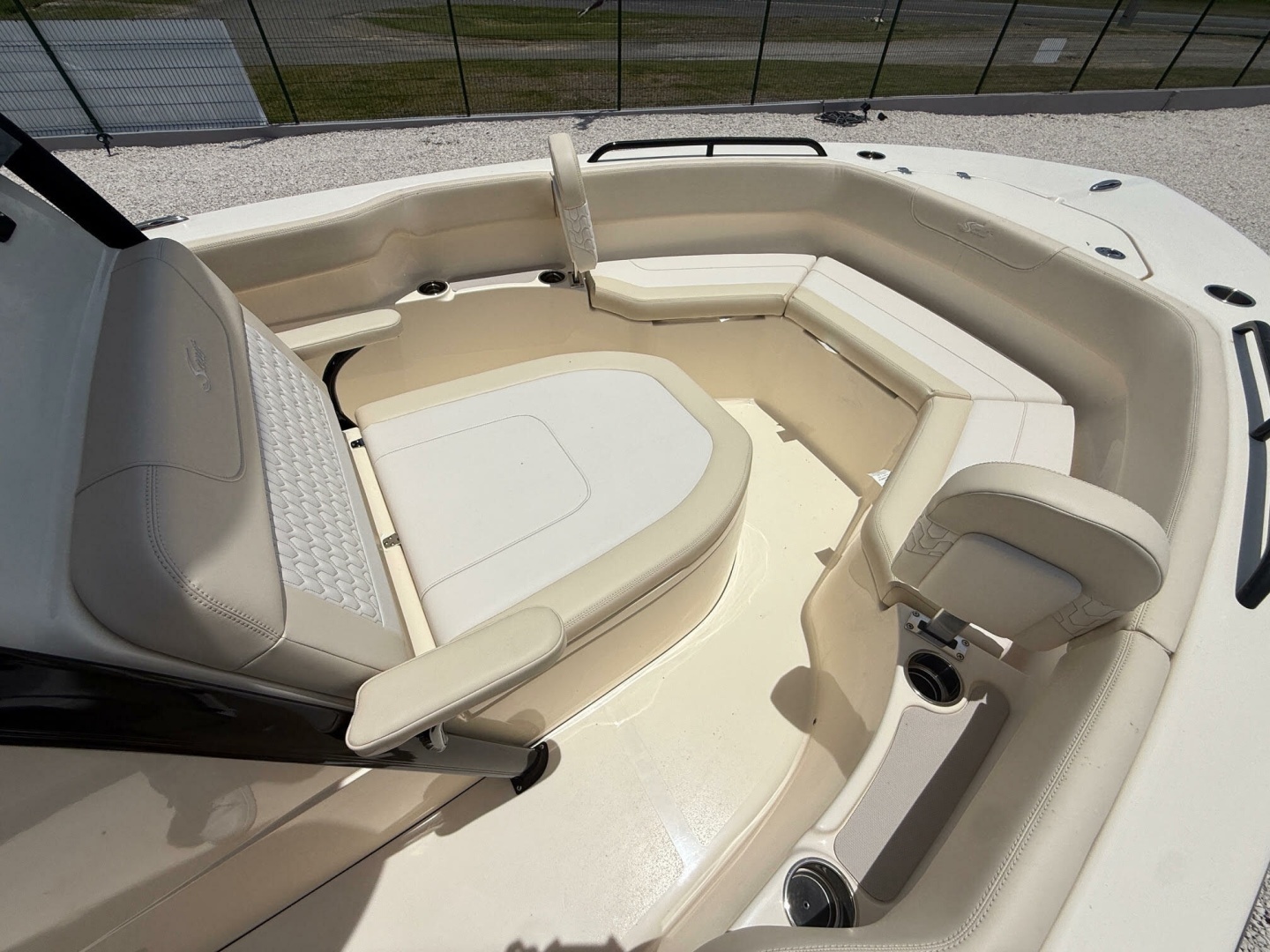2016 Scout 220 XSF - Image 11