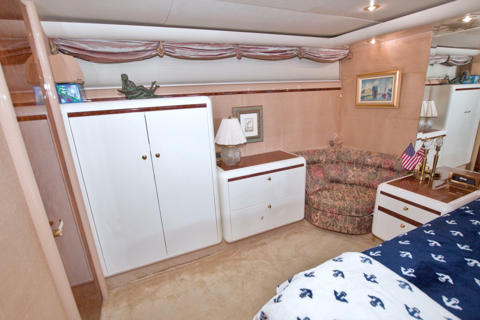 1998 Lazzara Yachts 76 Skylounge Grand Salon - Image 29