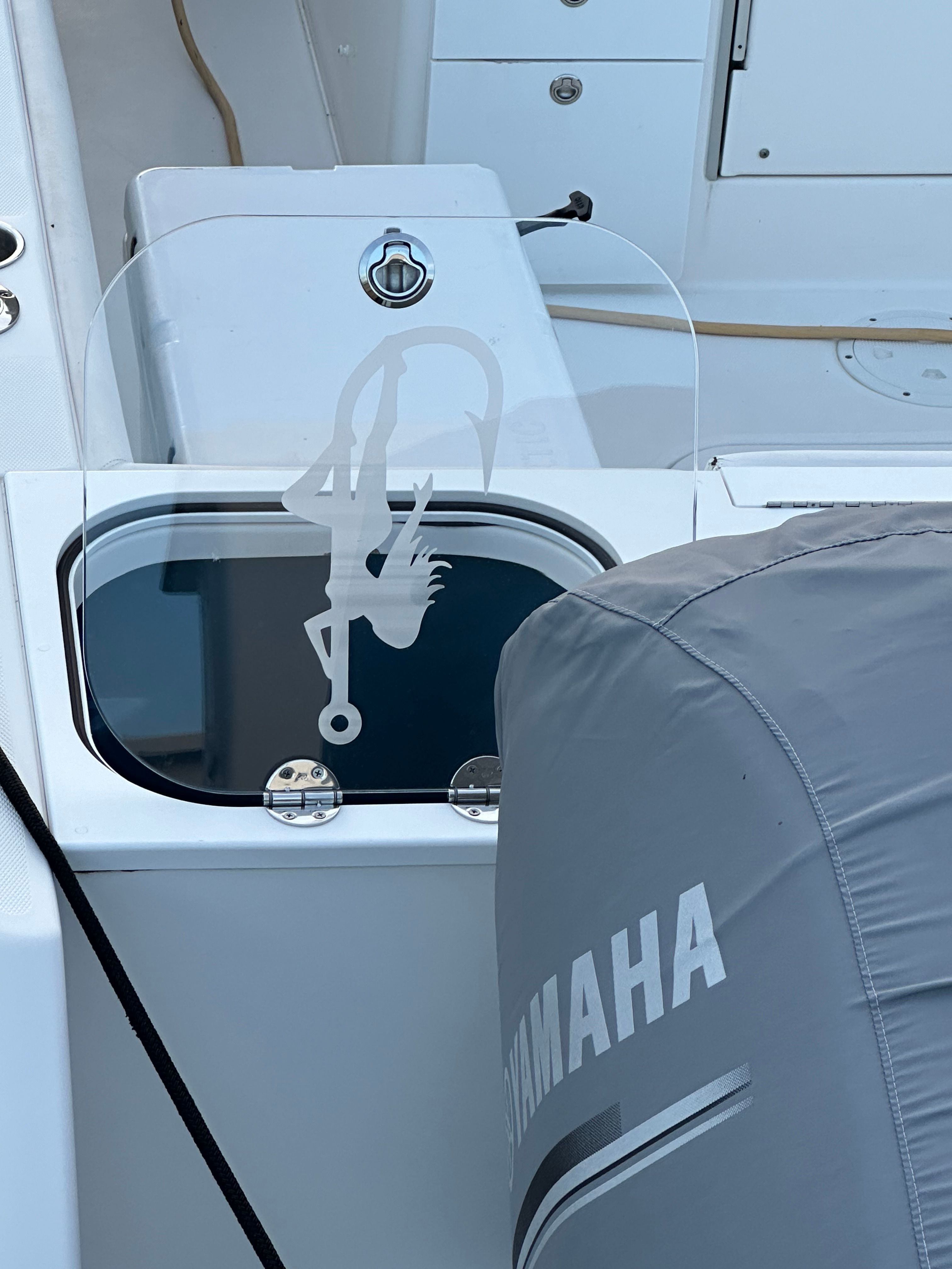 2009 Everglades 365 Center Console - 18