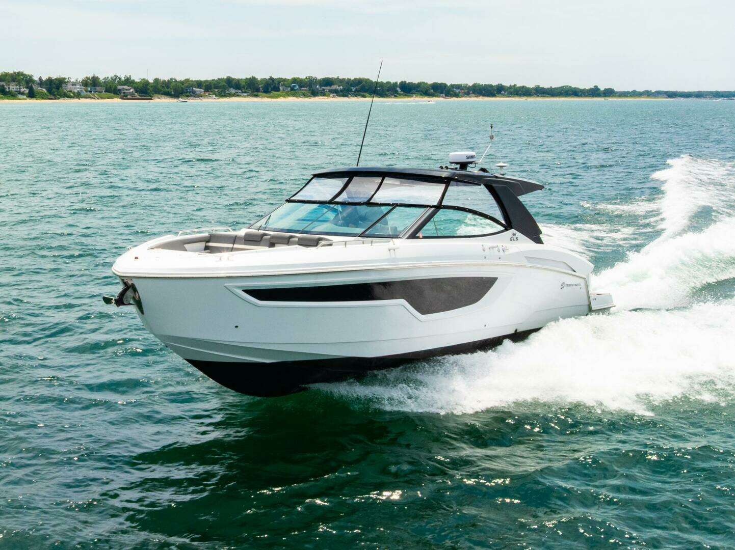 2021 Cruisers Yachts — - Image 6