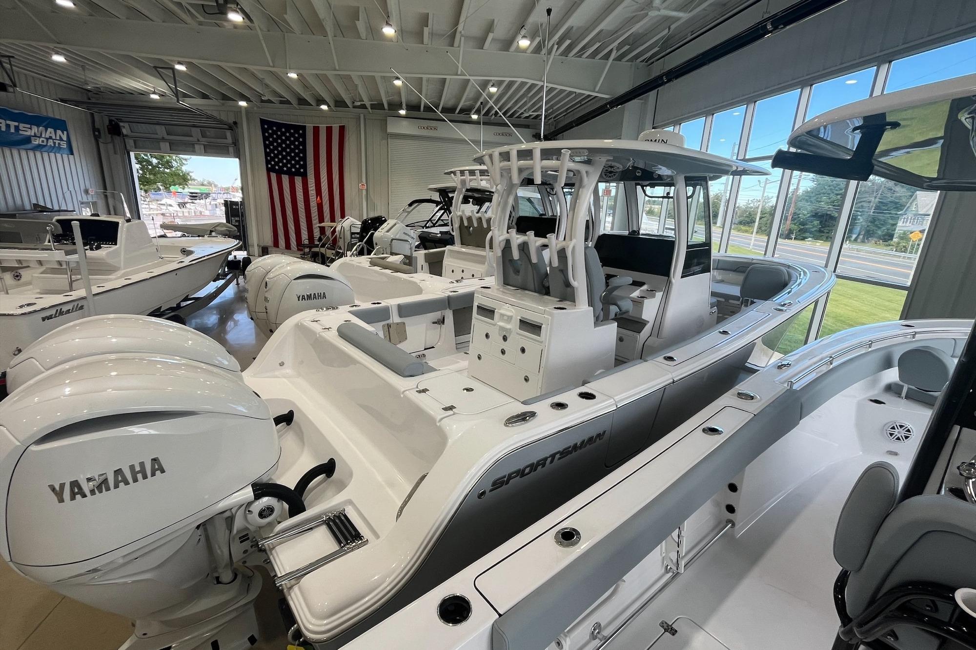 2026 Sportsman Open 282 Center Console