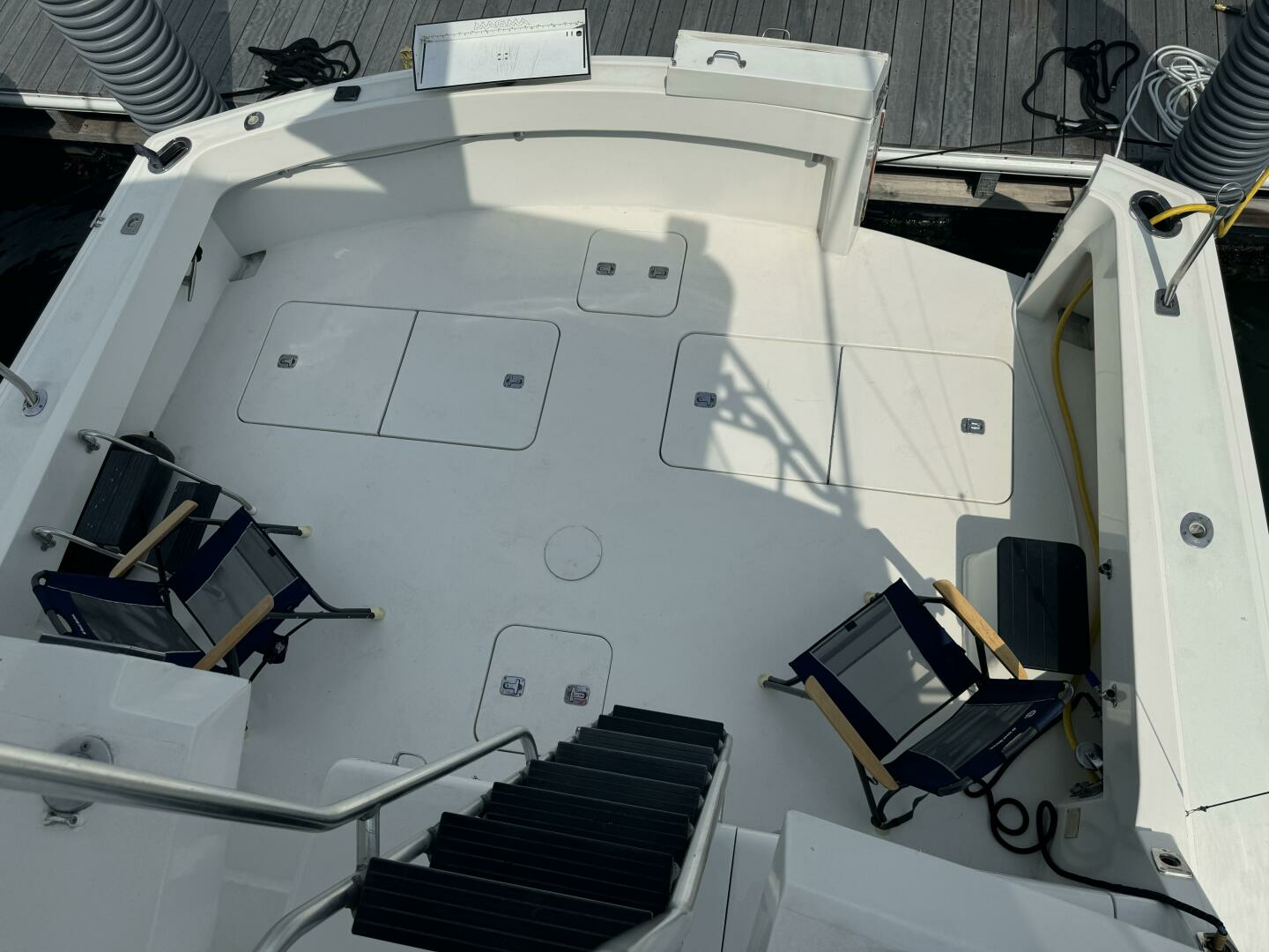 1994 Hatteras 54 Yacht - Image 10