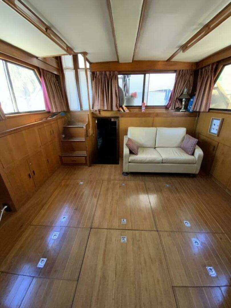 1987 President 41 Double Cabin Motor Yacht - Image 69
