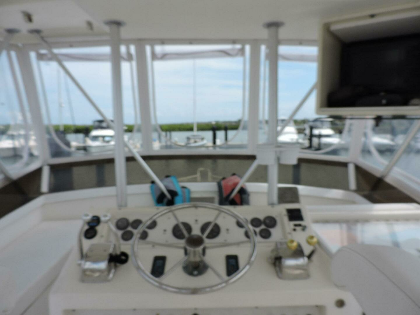 1990 Post 44 - Image 17