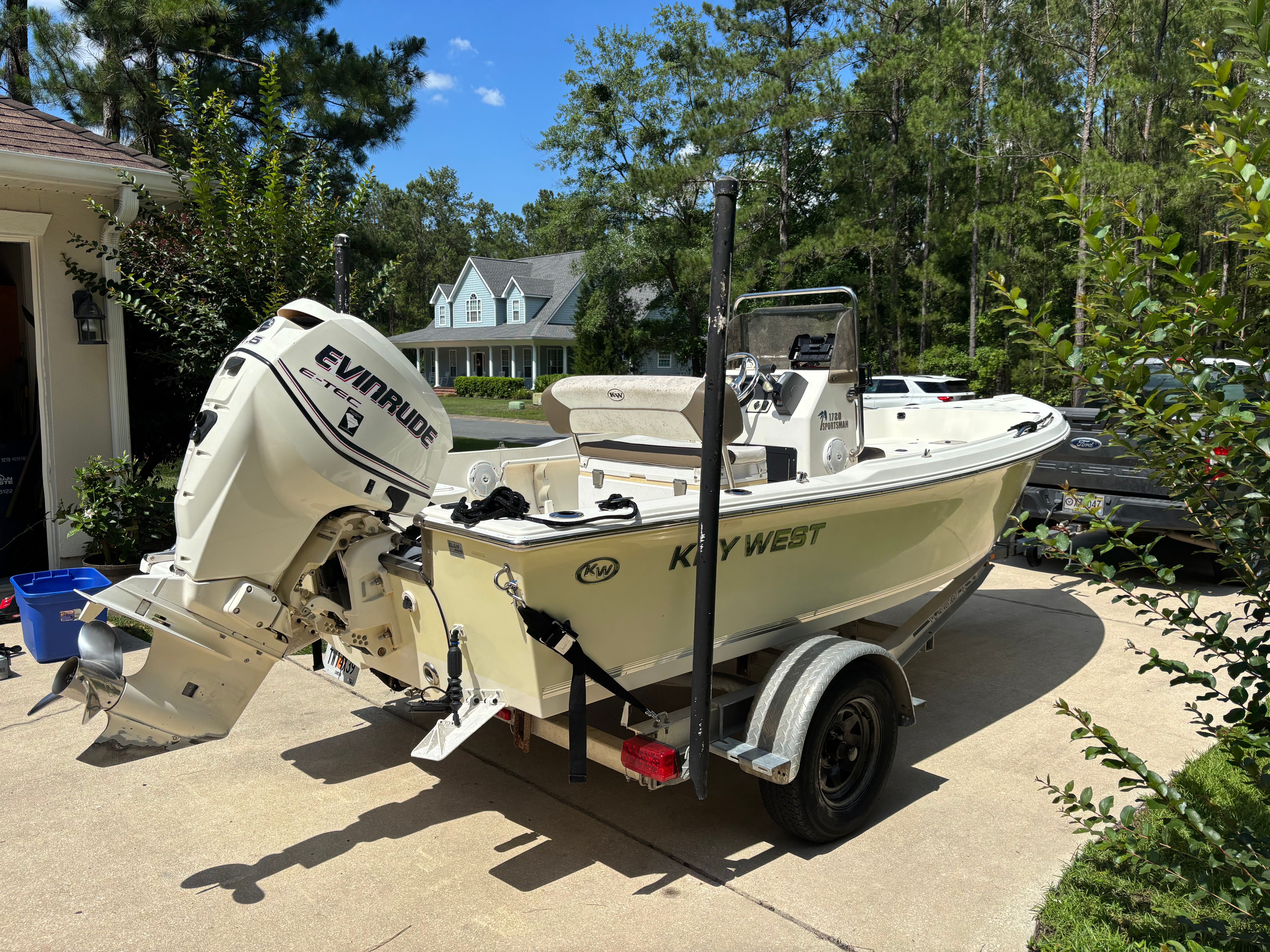 2012 Key West 1720 Center Console - 2