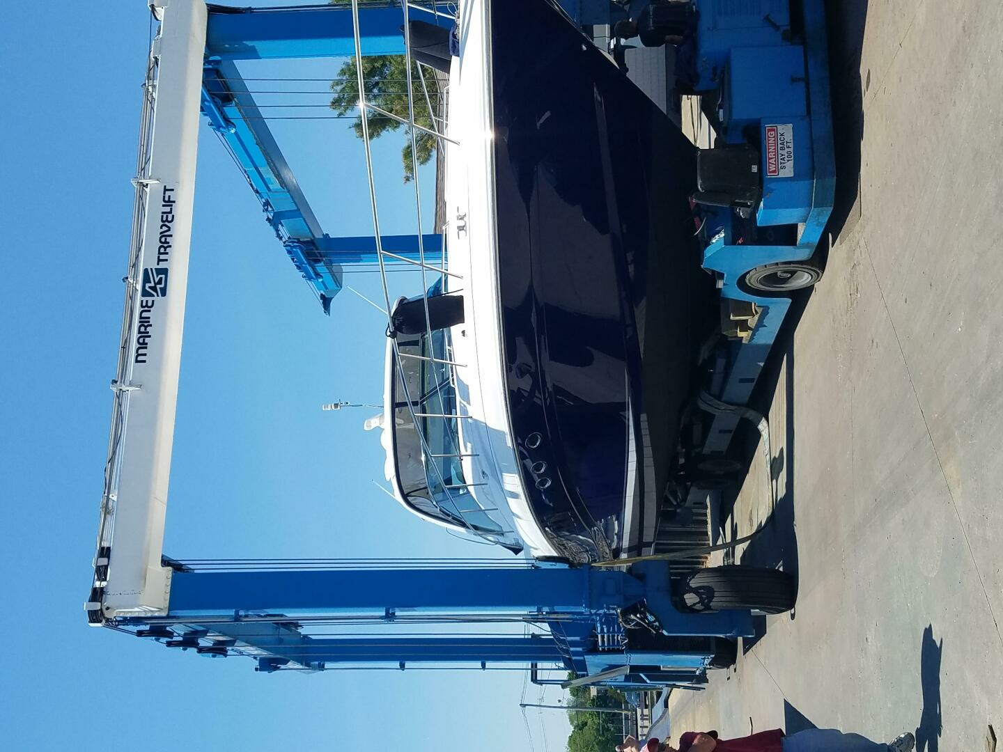 2006 Sea Ray 52 Sundancer - Image 14