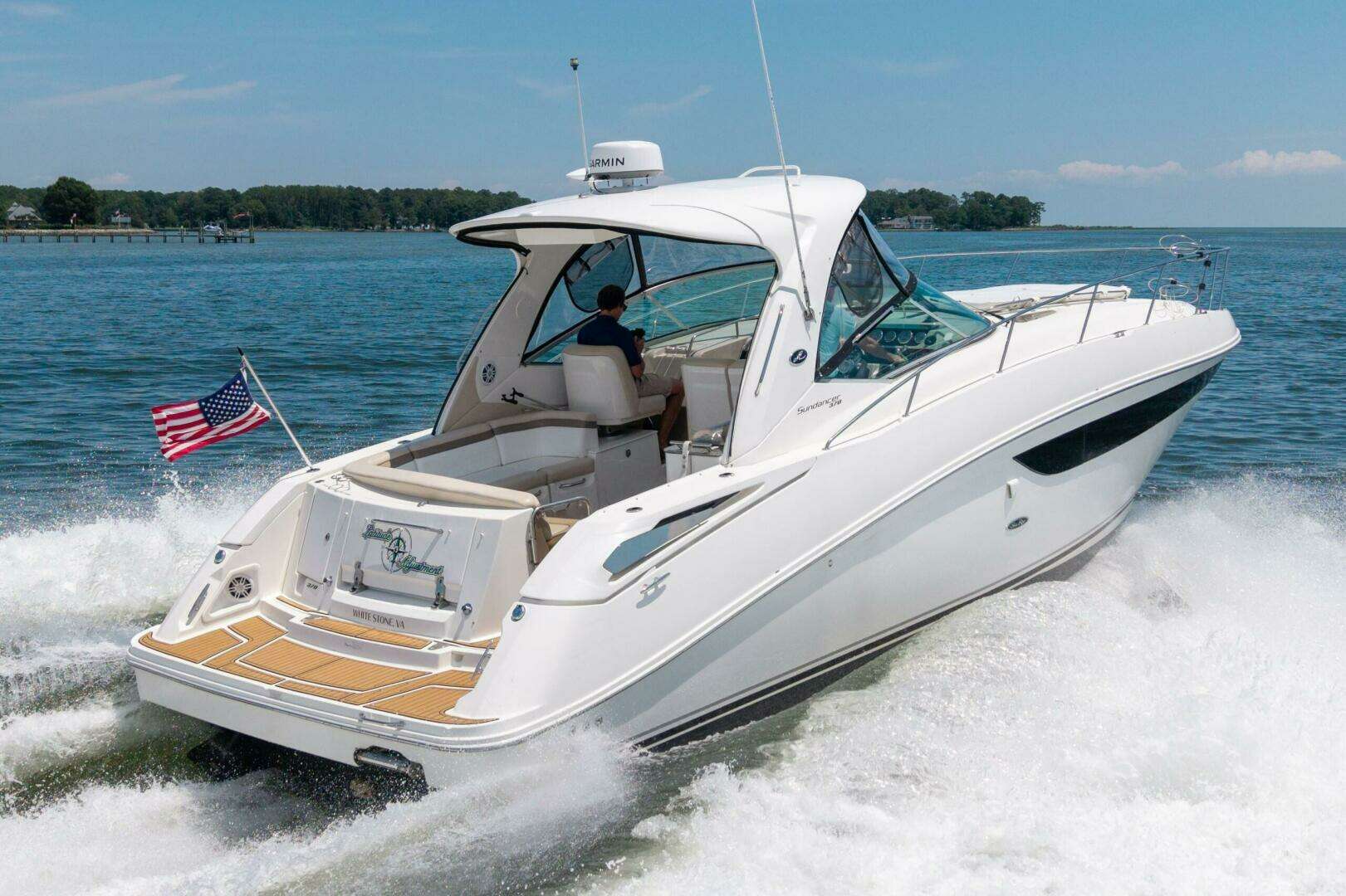 2013 Sea Ray 370 Sundancer - Image 3
