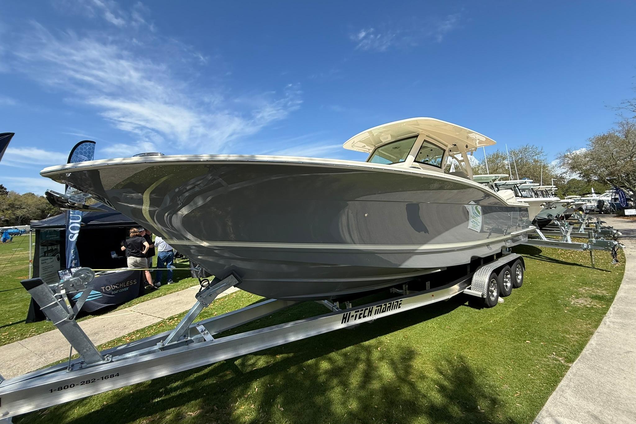 2026 Scout 330 LXF