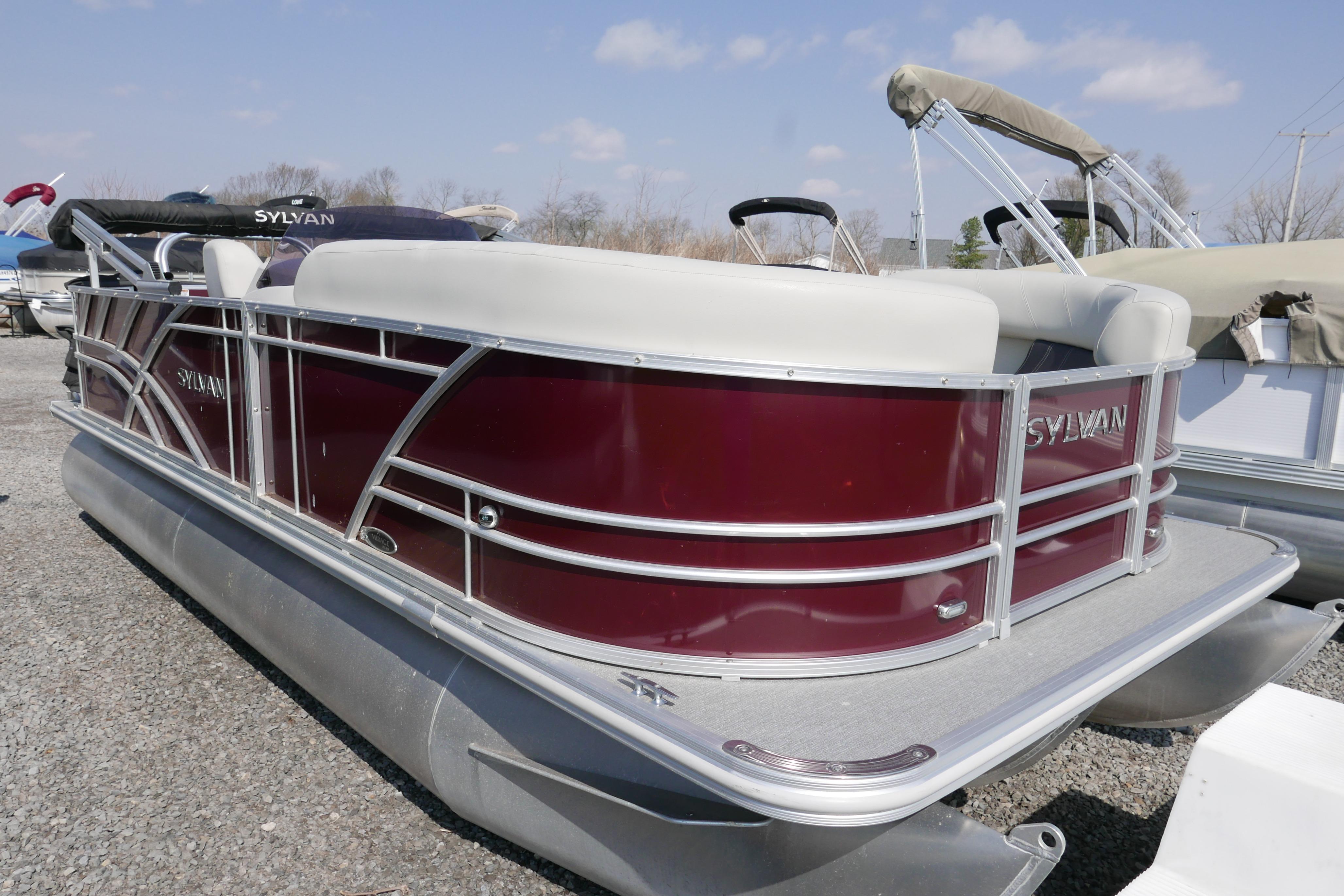 2021 Sylvan Mirage 8520 Cruise
