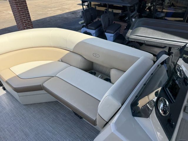 2027 Veranda 22XRC - 12