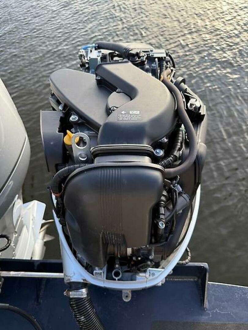 2018 Islander 27 Islander Hardback - Image 47