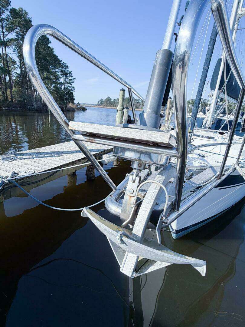 1986 Nauticat 40 Cutter Ketch Pilothouse - Image 6