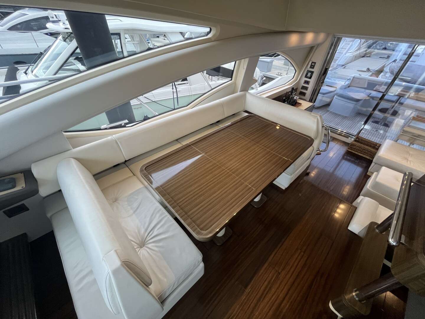 2015 Azimut 54 FLY - Image 9