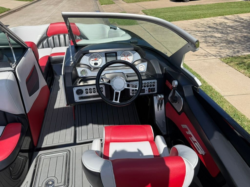 2018 MB B-52 23 - 10