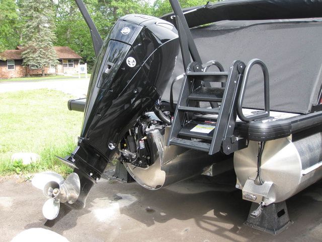 2026 Viaggio X22U TRI-TOON W/ MERCURY 200XL DTS MOTOR - 5