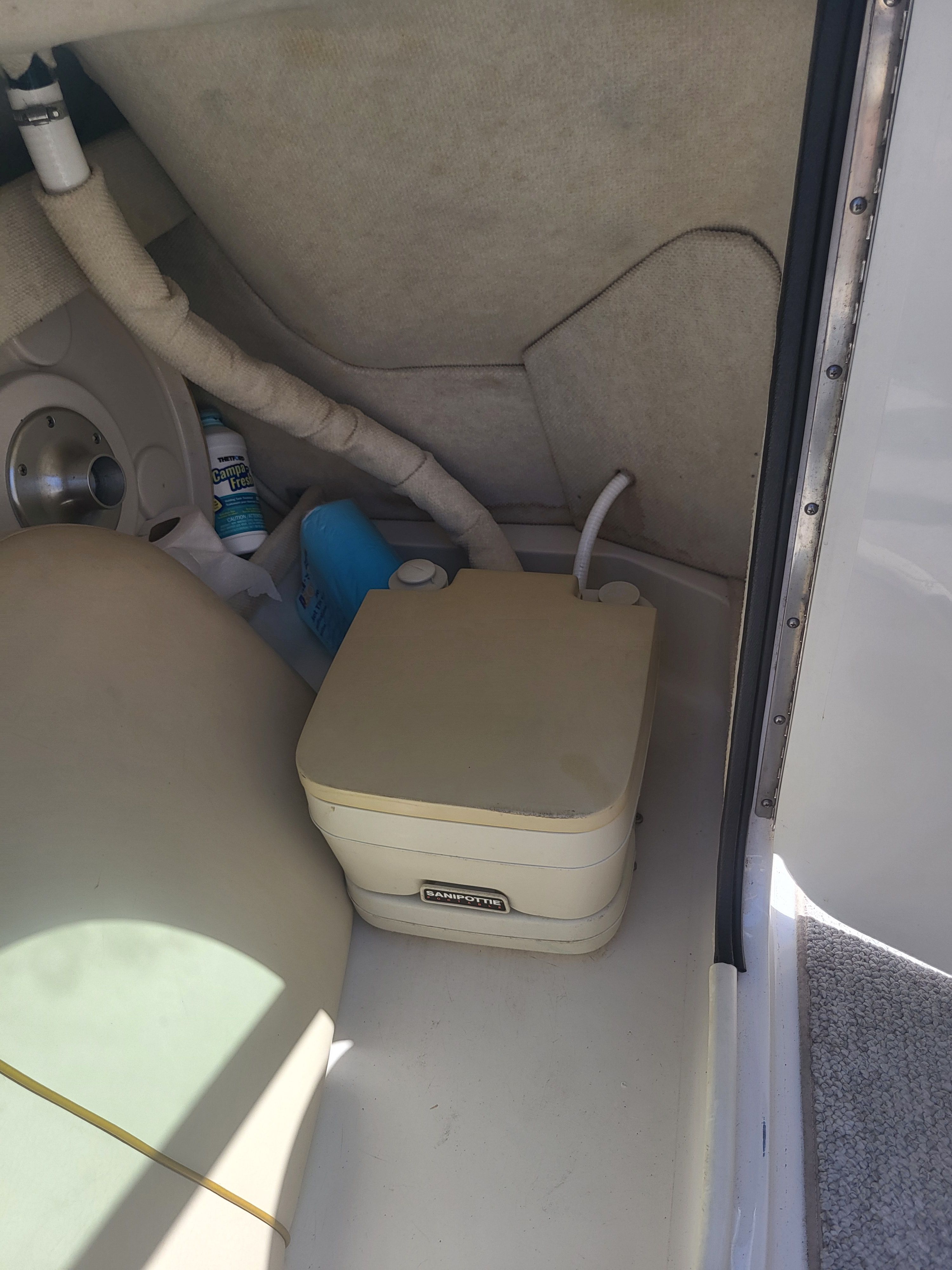 2002 Sea Ray Sundeck - 17