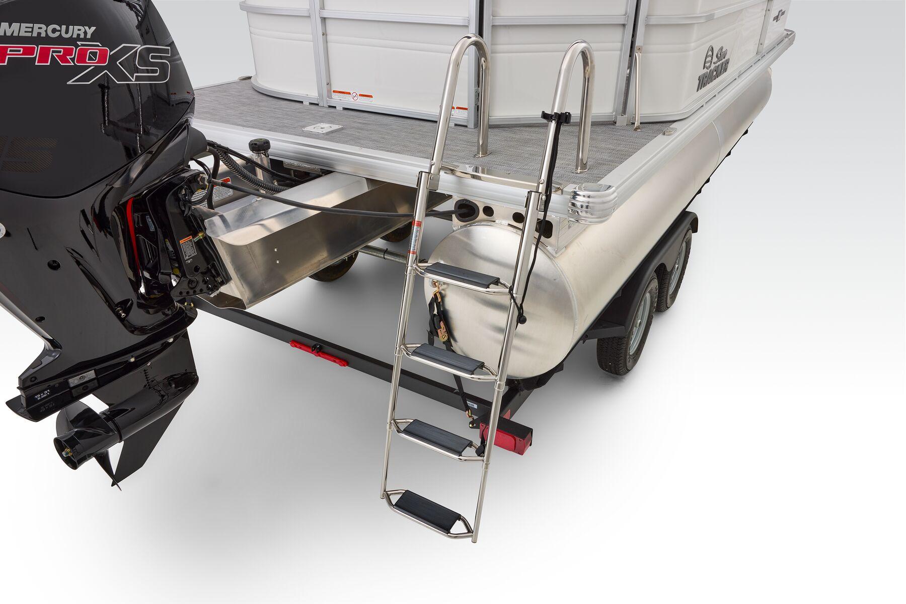 2026 Sun Tracker Party Barge 20 DLX - 48