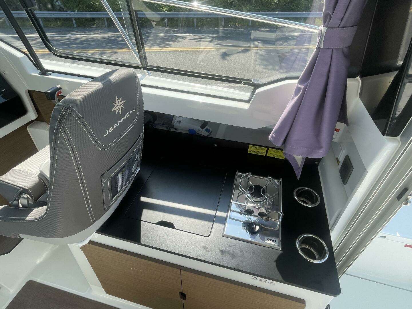 2022 Jeanneau NC 795 S2 - Image 21