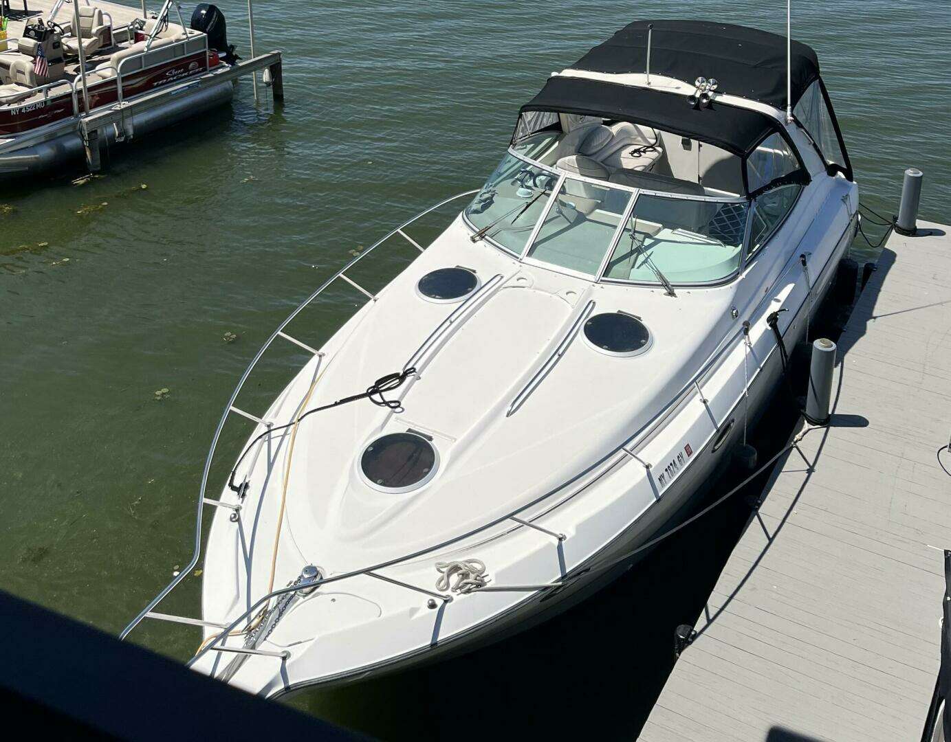 2001 Maxum 3300 SCR - Image 2