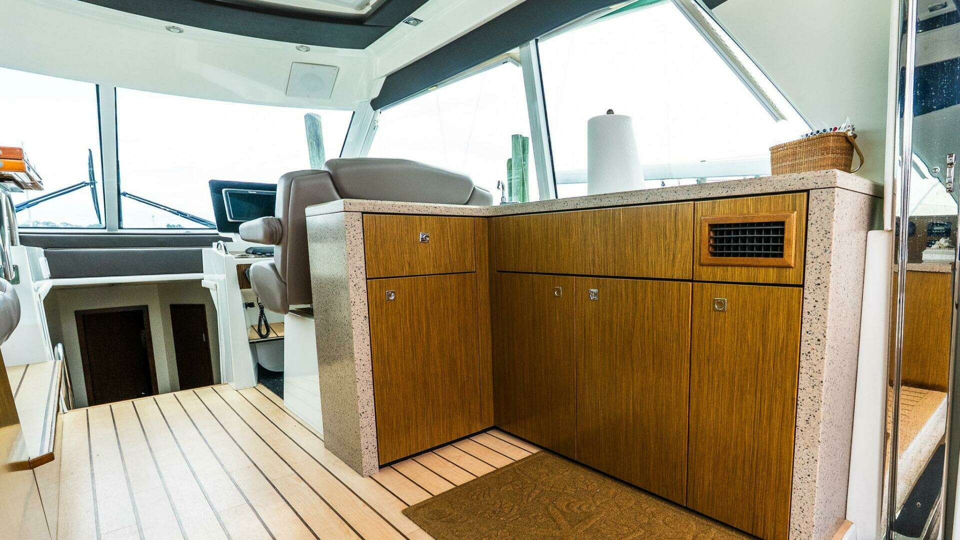 2013 Cruisers 48 Cantius - Image 20
