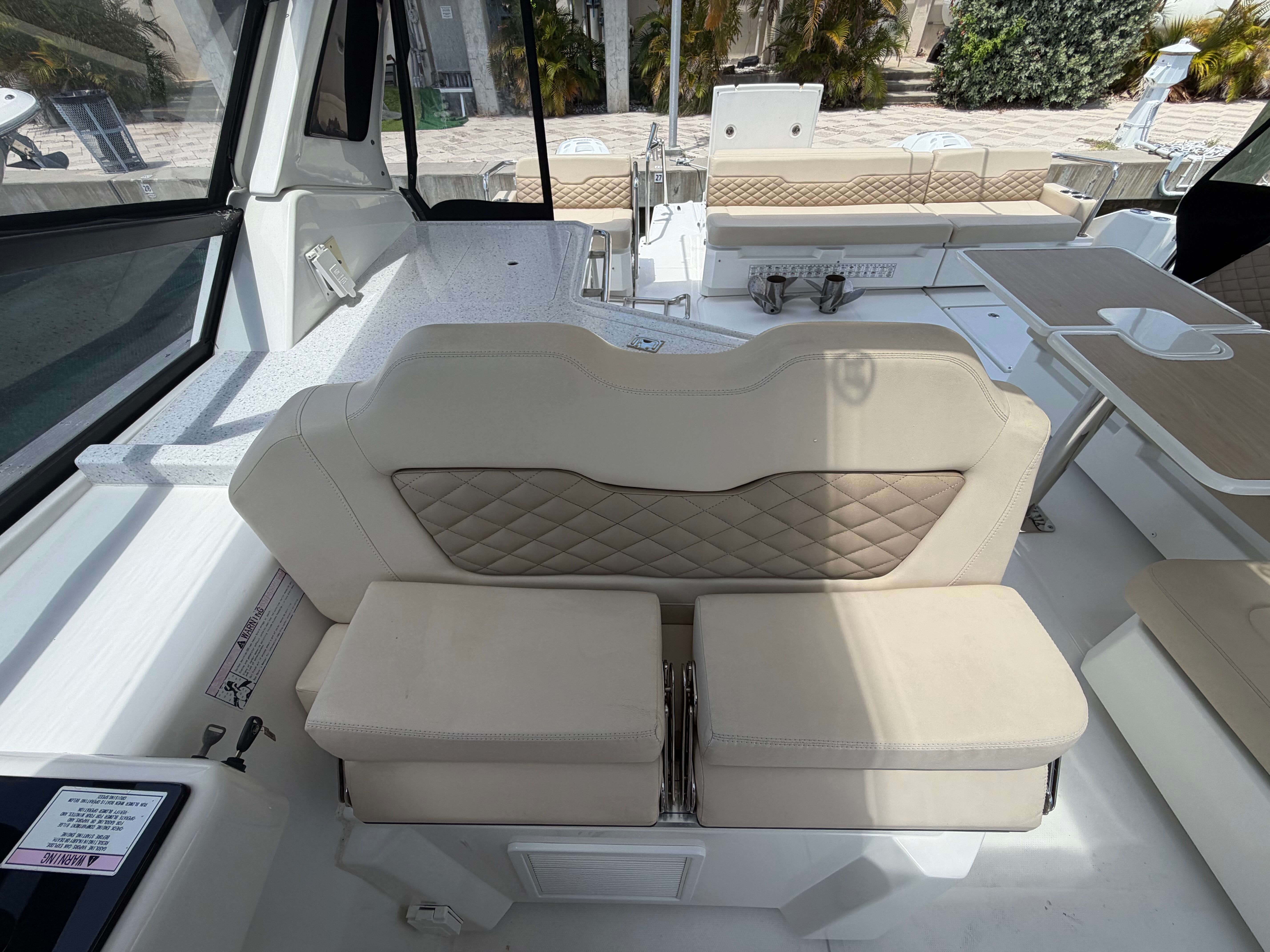 2020 AQUILA 36 SP - Image 15