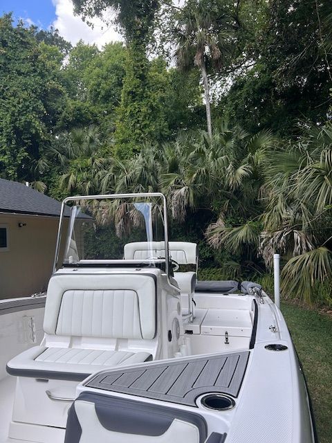 2021 Yamaha Boats 210 FSH Deluxe - 16