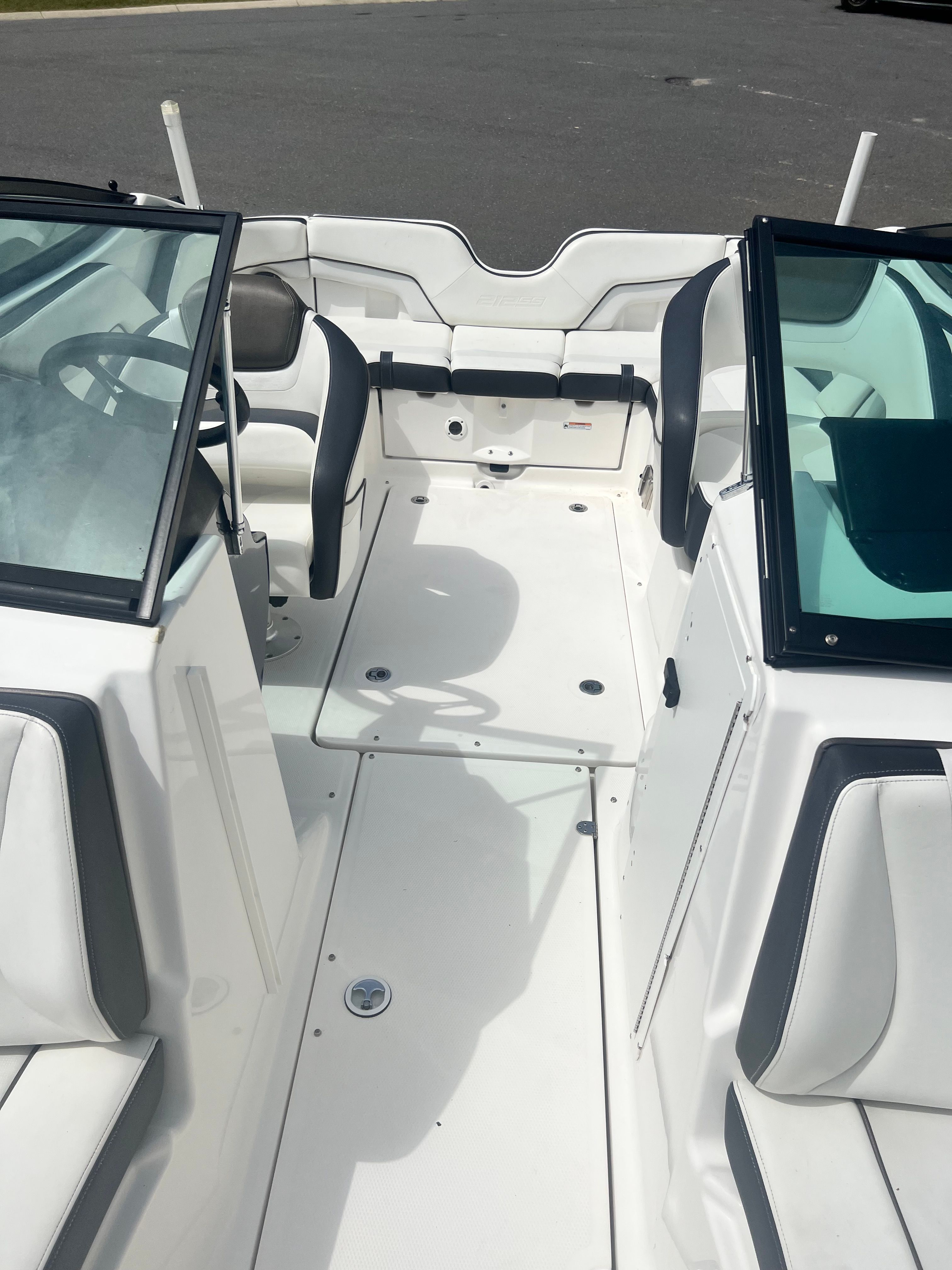 2015 Yamaha Boats 212SS - 4