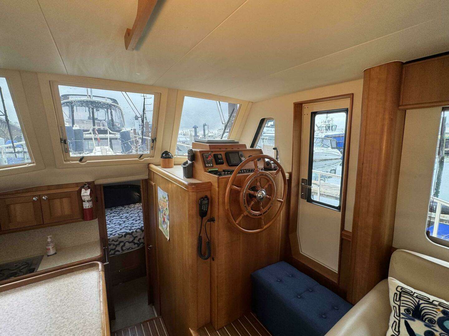 2006 Mainship — - Image 14