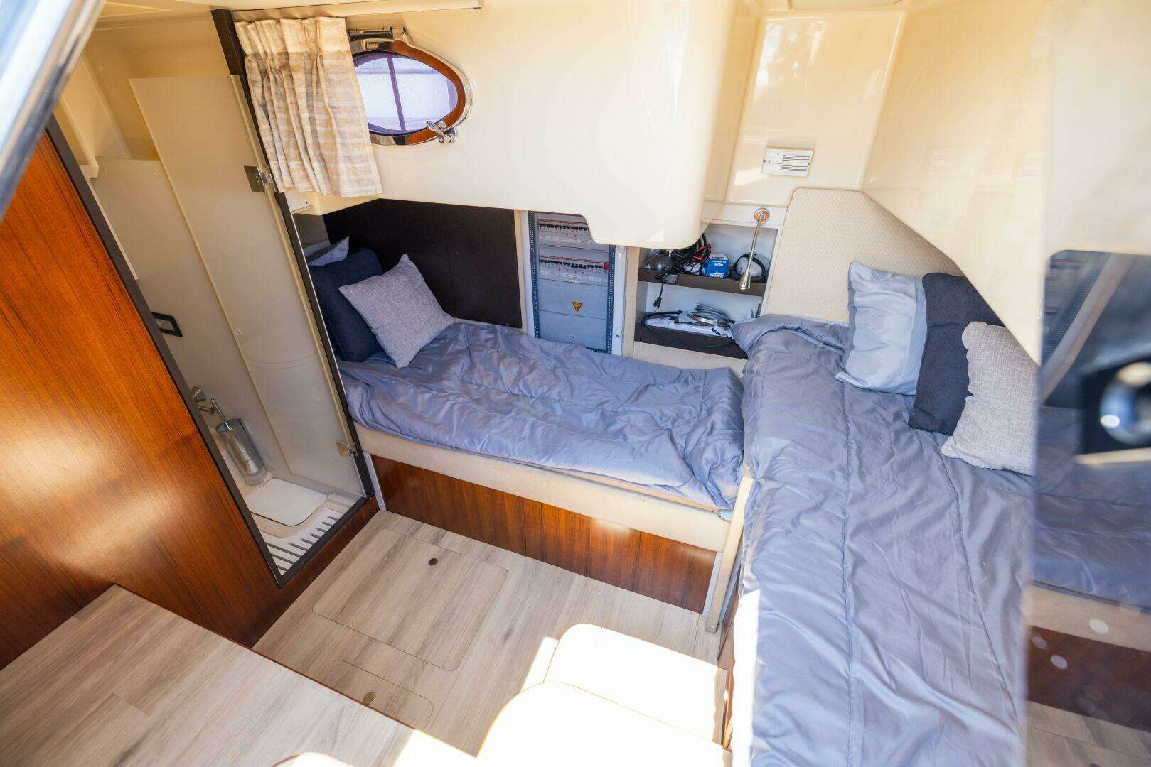 2015 Azimut 64 Flybridge - Image 29