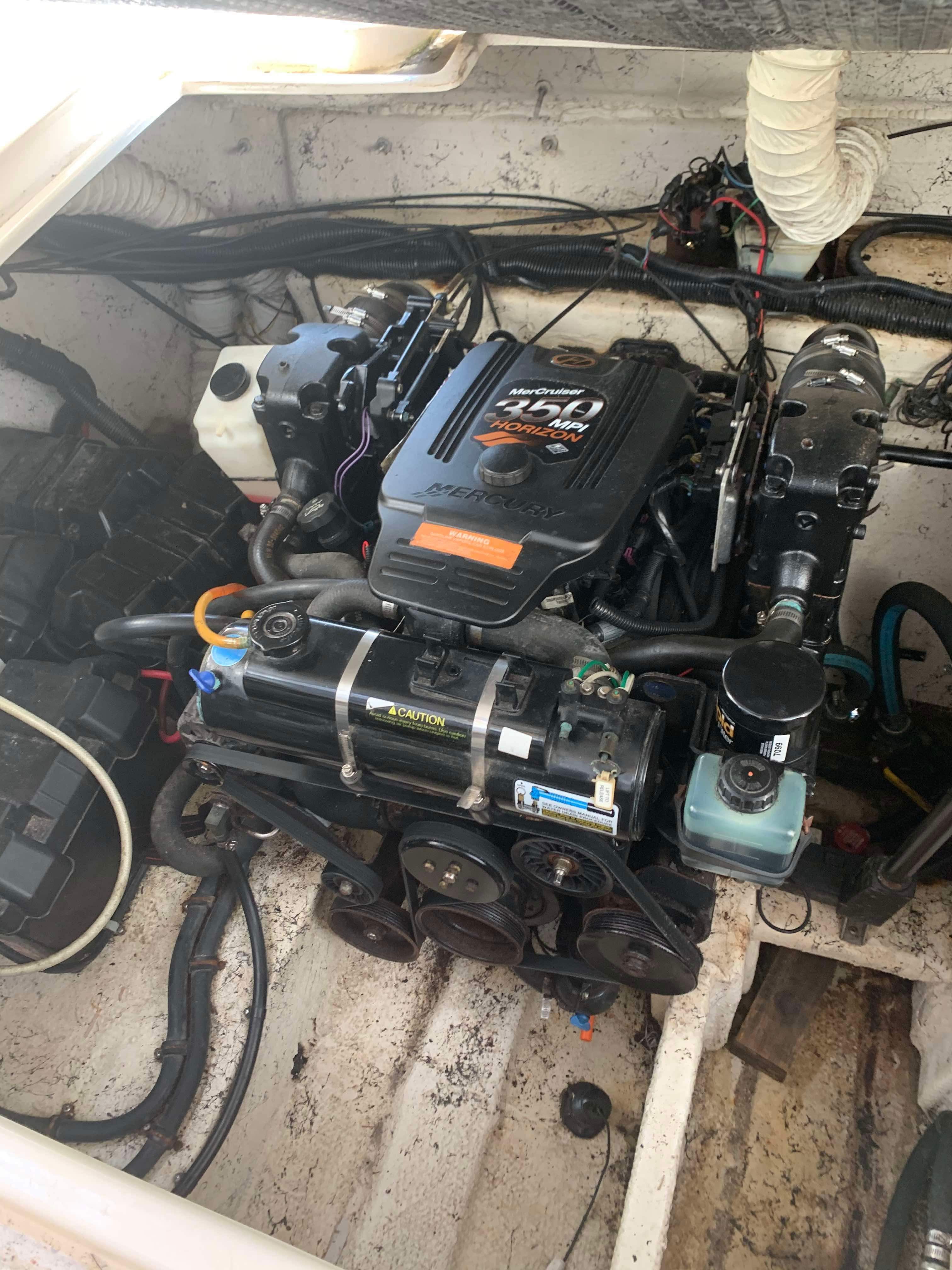 2003 Rinker Fiesta Vee 342 - 31