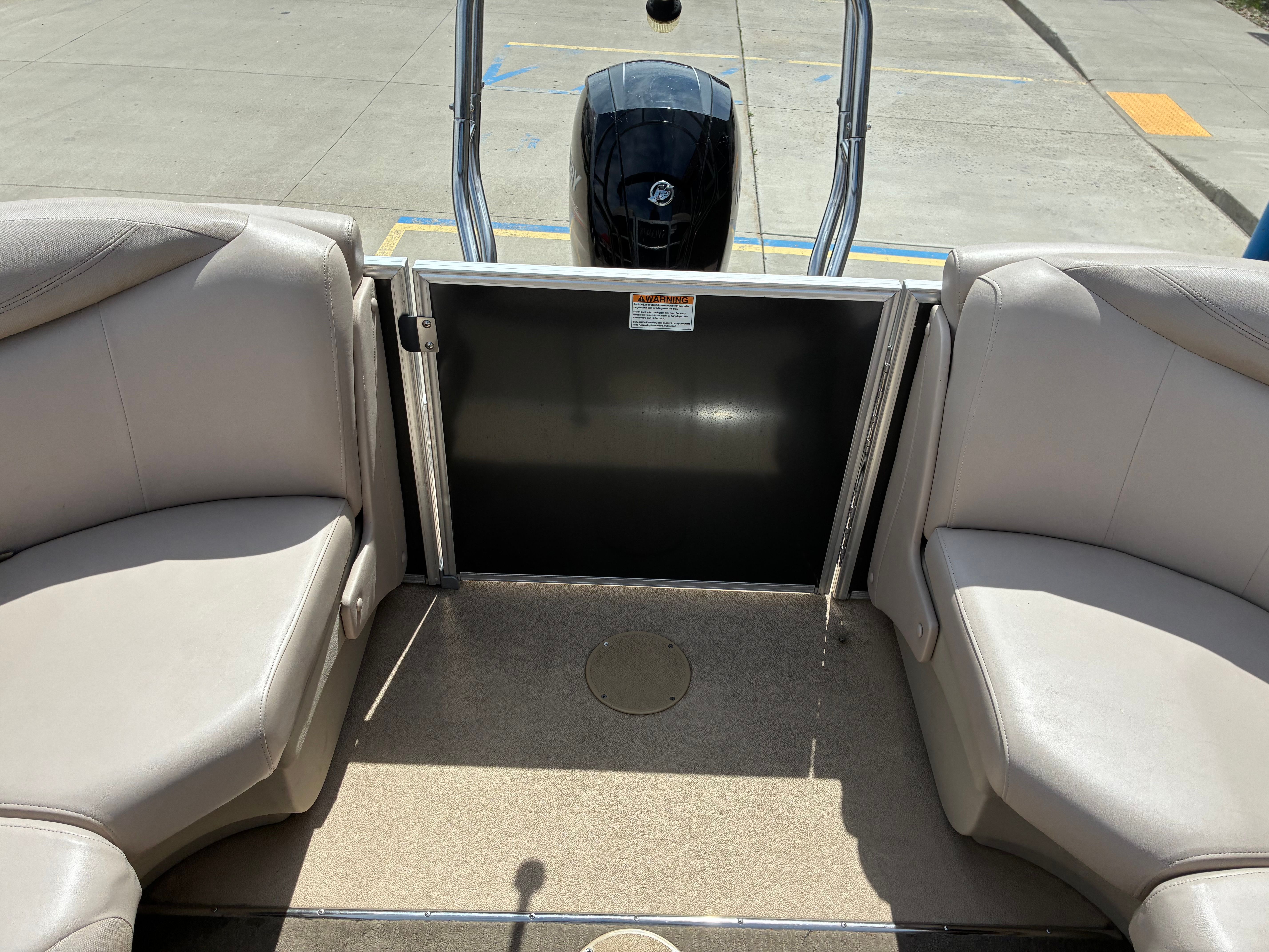 2013 Sylvan 8522 Mirage Cruise - 29