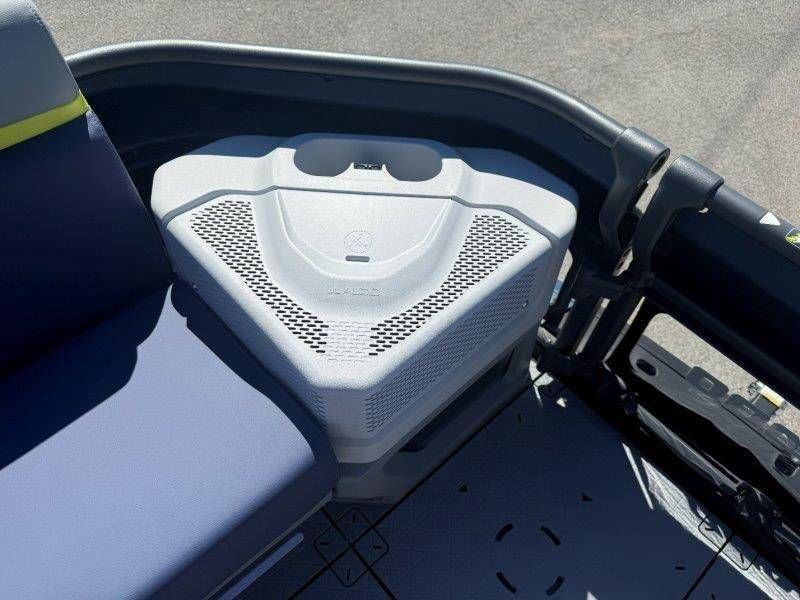 2026 Sea-Doo Switch Cruise Limited 18 - 25