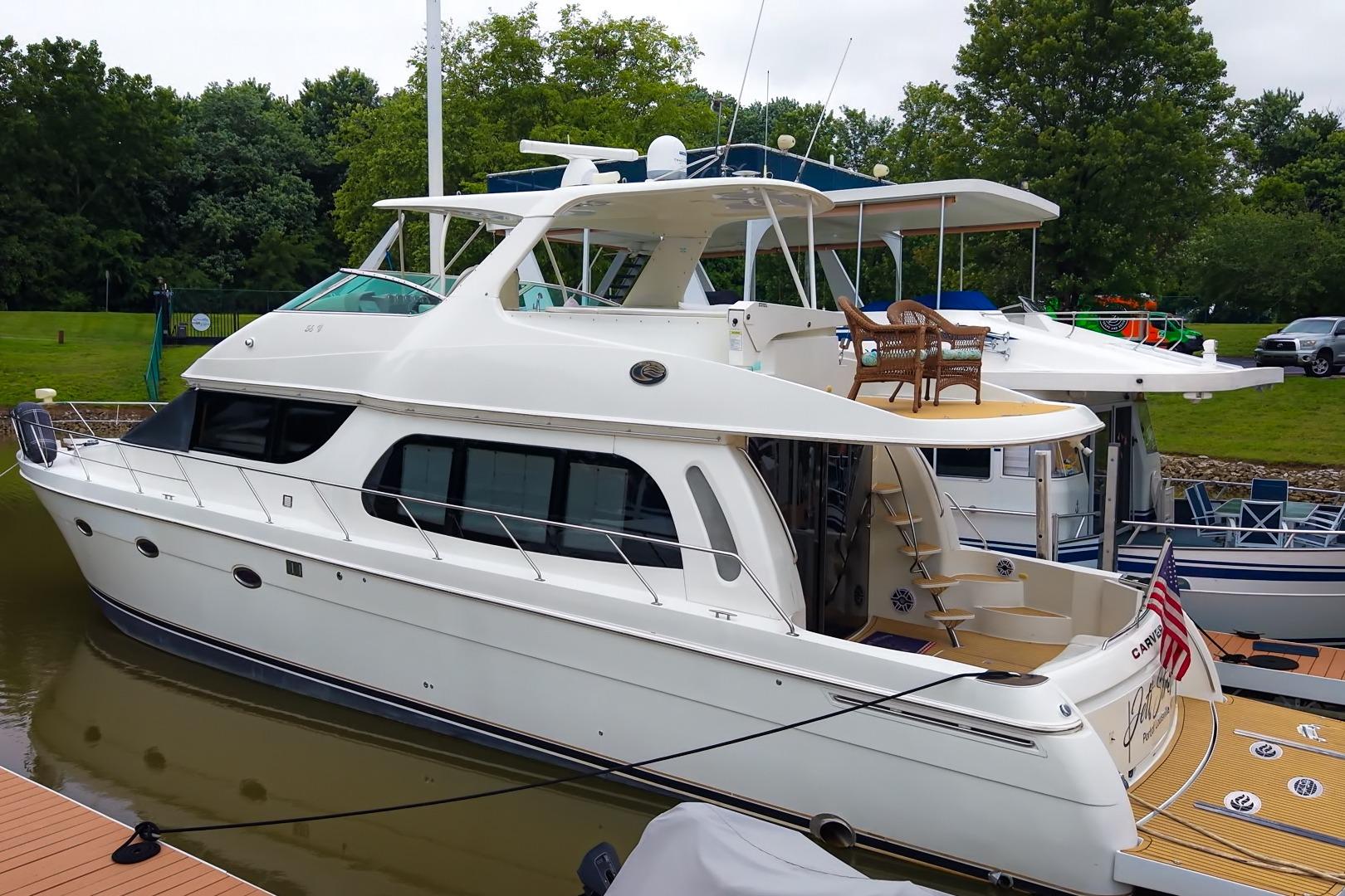2006 Carver 56 Voyager