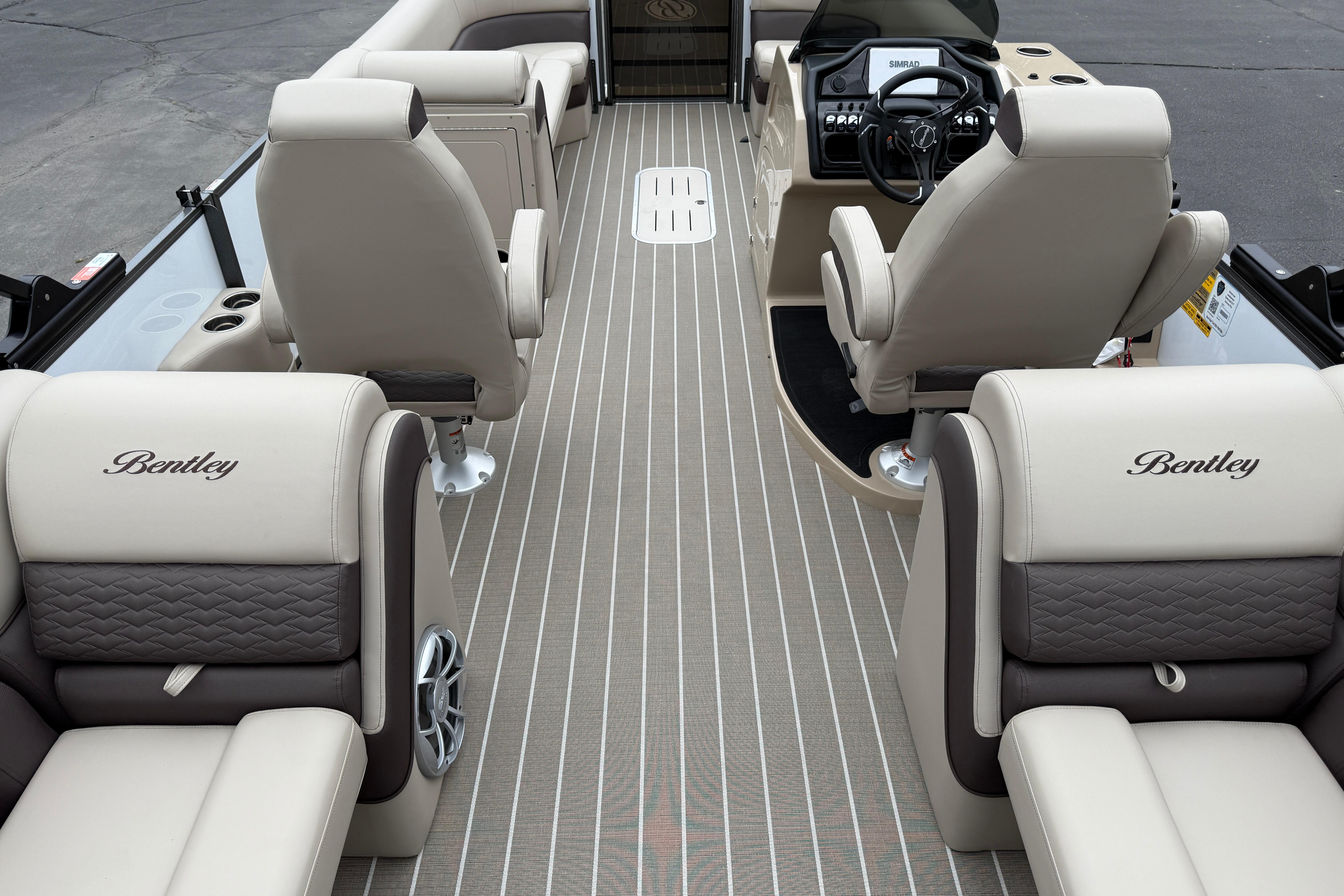2026 Bentley Pontoons Elite 253 Admiral interior with luxurious seating and modern design.