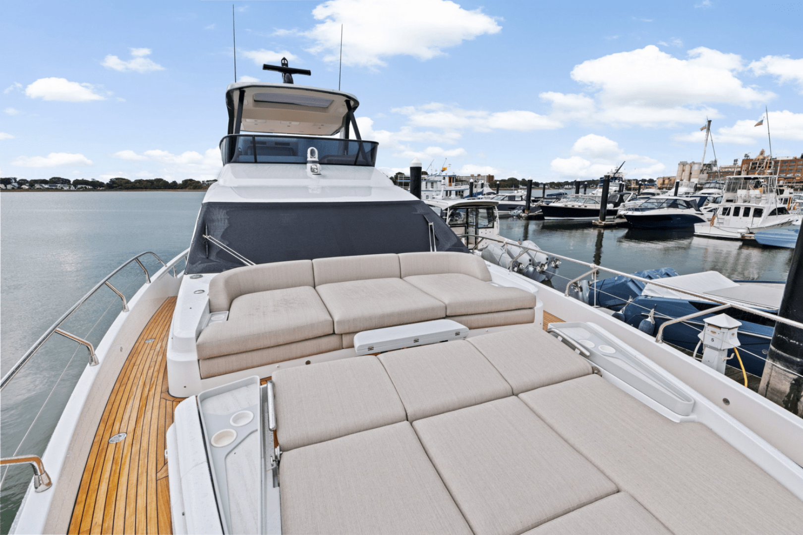 2026 Azimut Fly 68 - Image 38