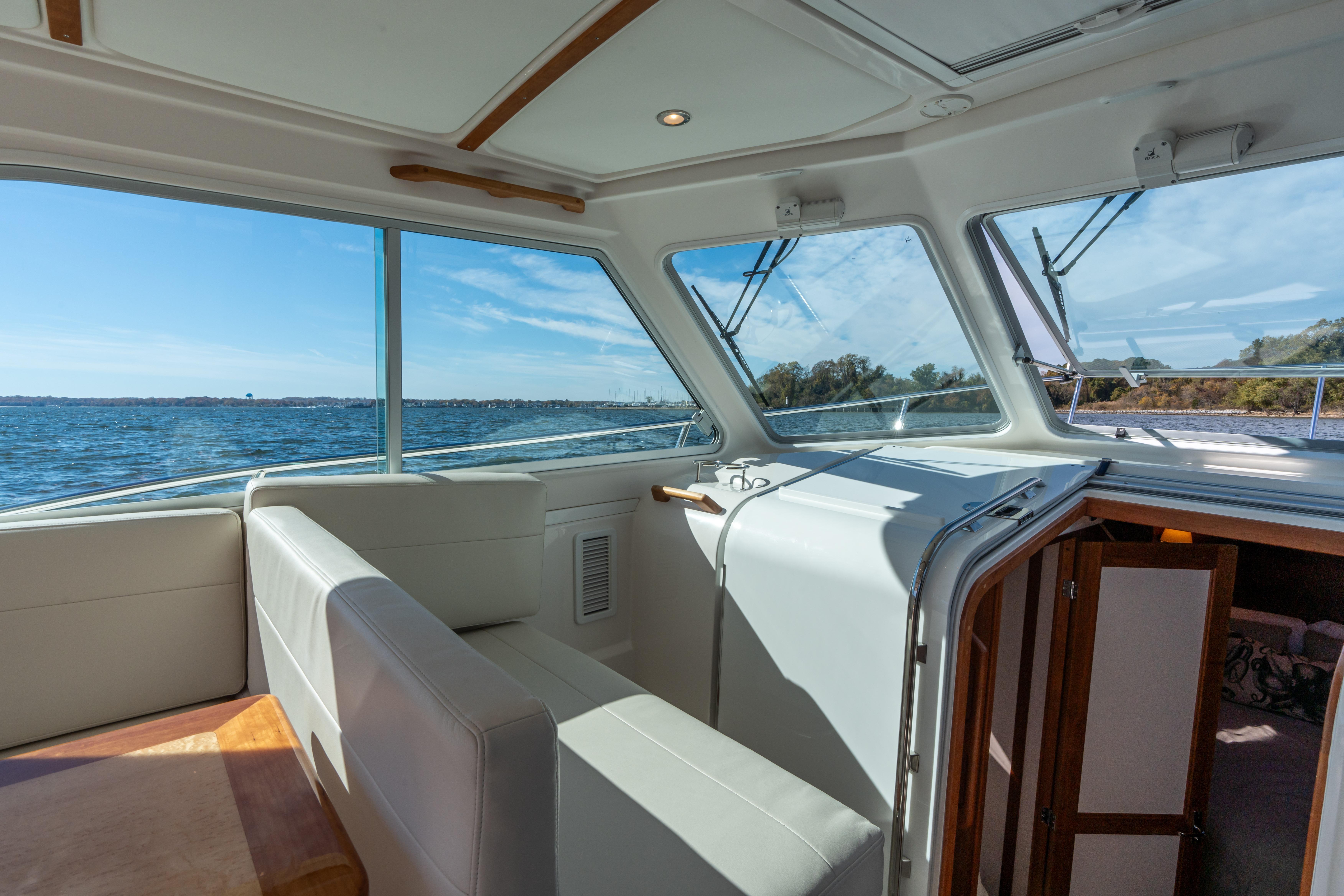 2023 Back Cove 34O - 27
