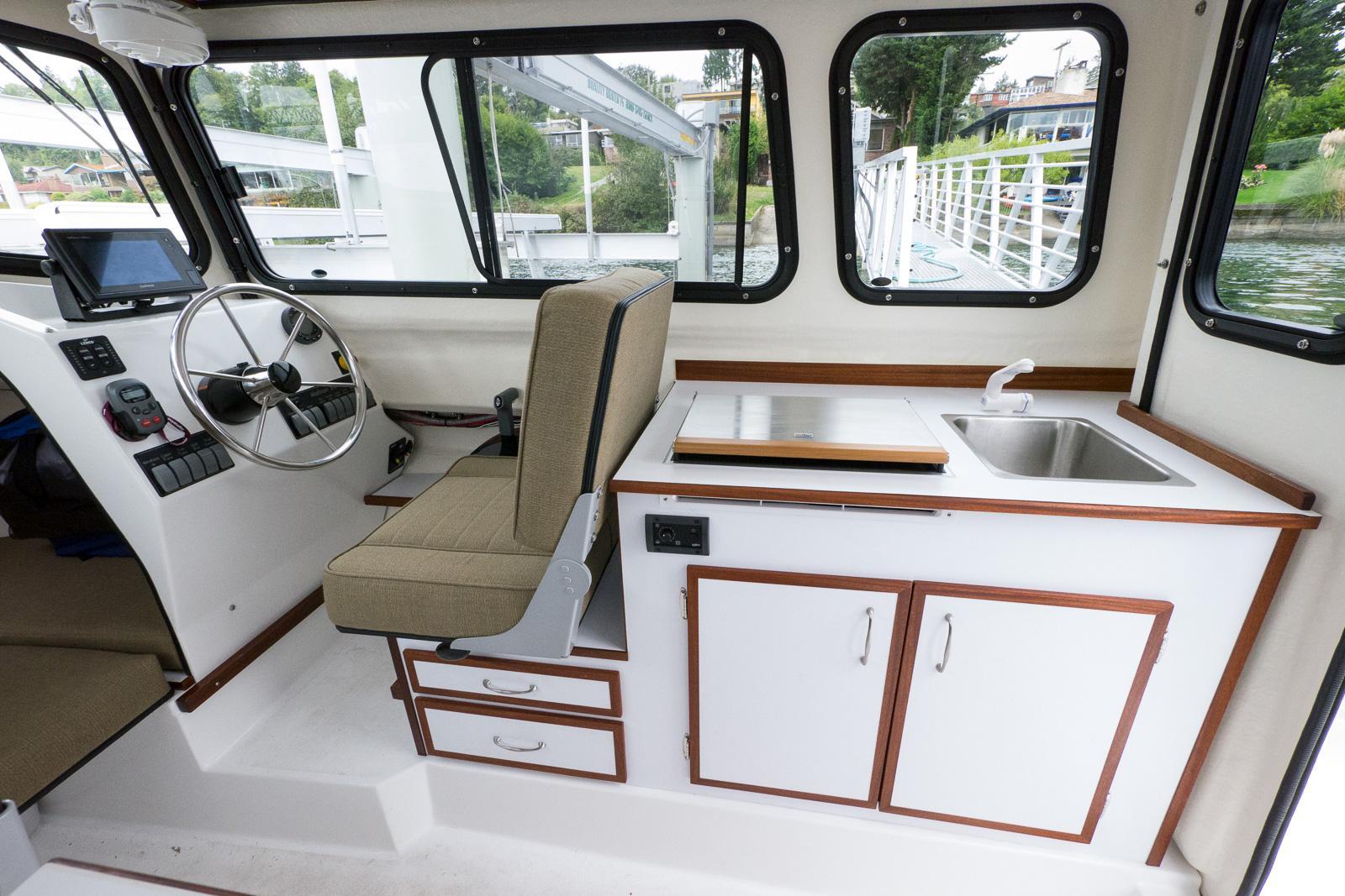 2026 Cape Dory Marinaut 220 Pilot House - 11