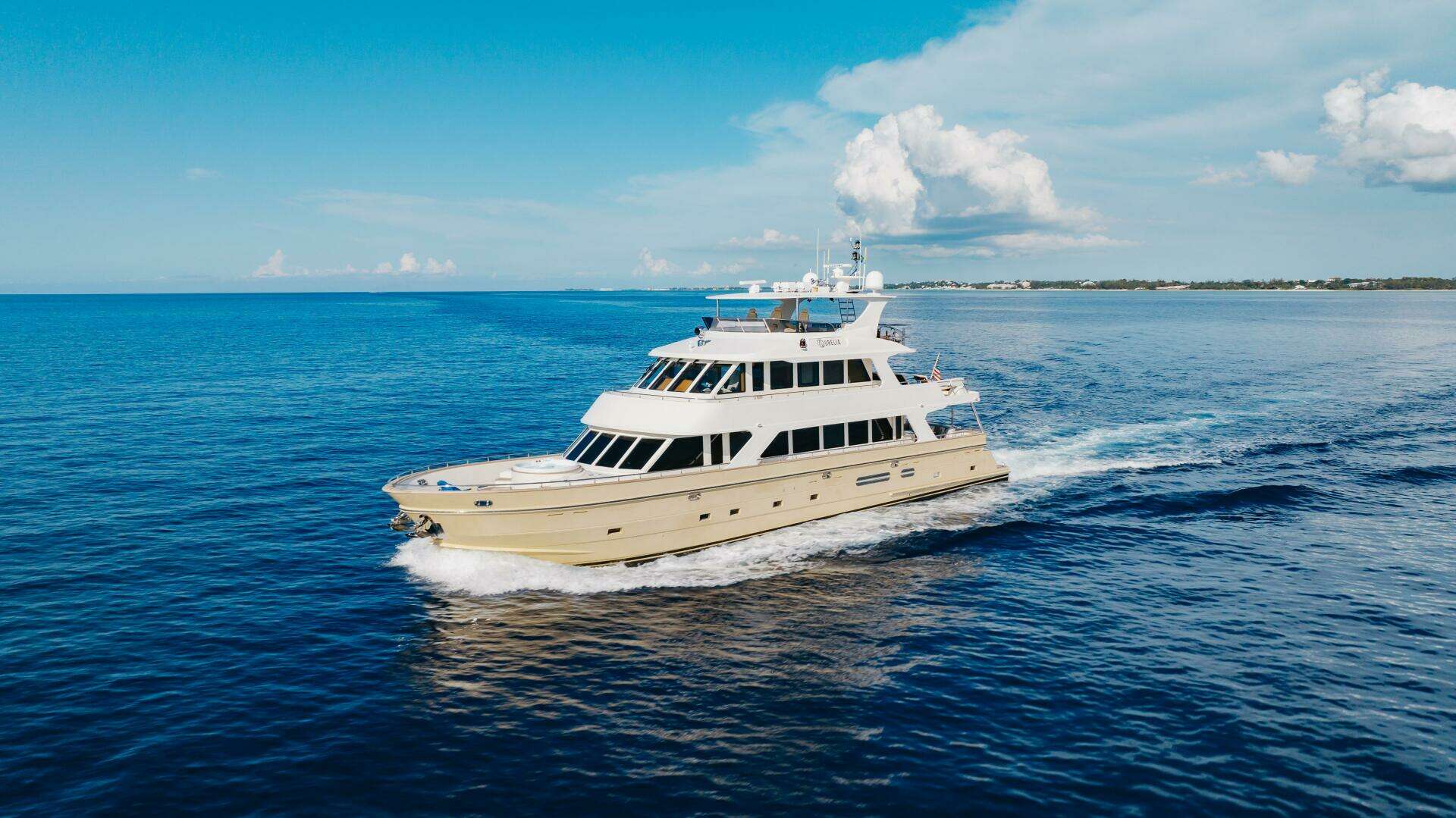 2007 President Tri-Deck - Image 3