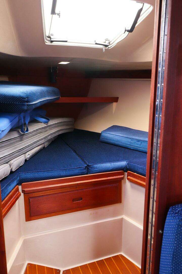 1987 Catalina 34 - Image 15