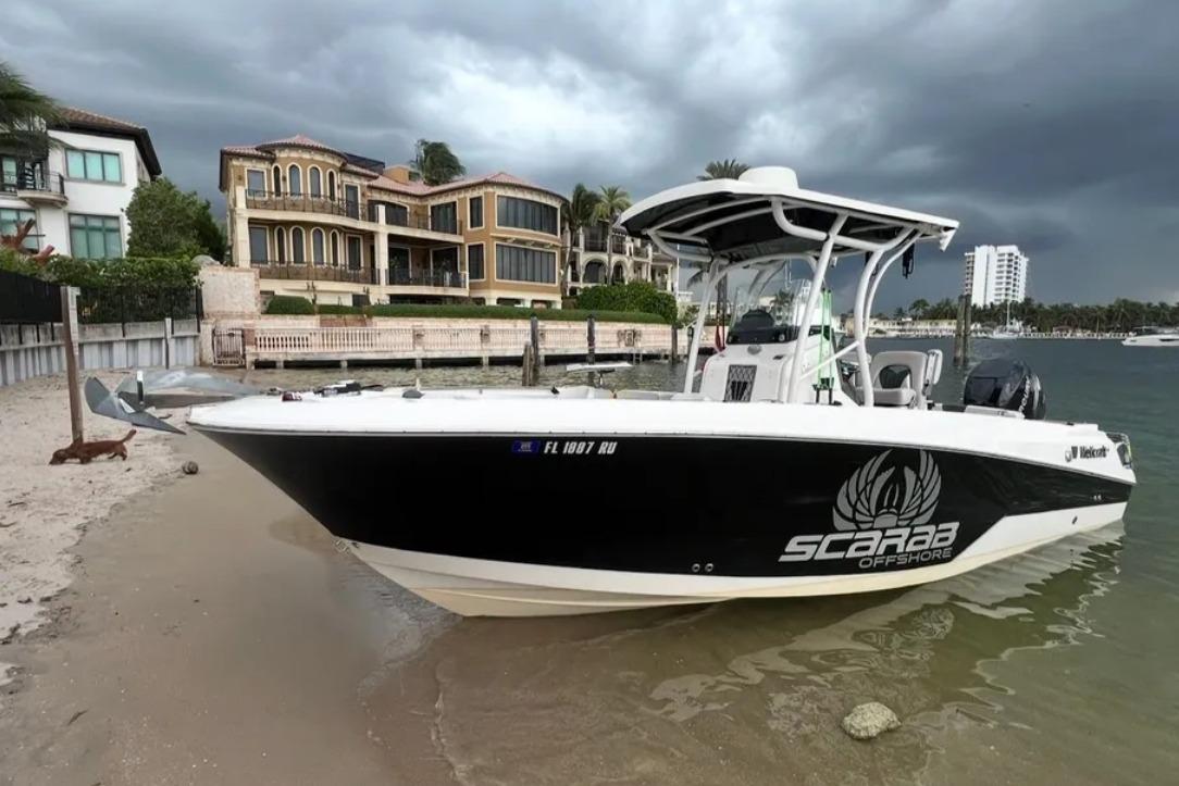 2019 Wellcraft 242 Scarab Offshore