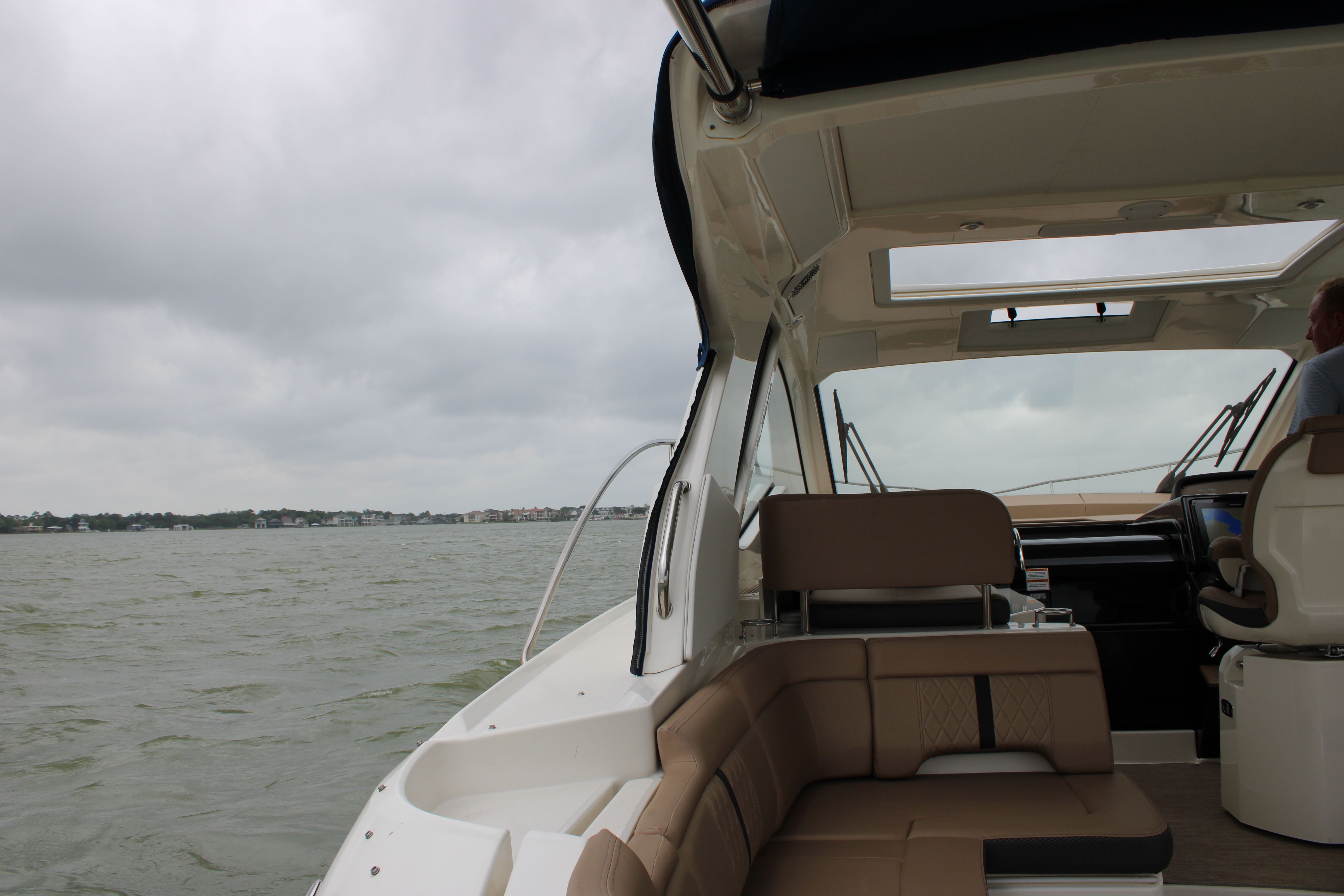 2018 Sea Ray 350 - 40
