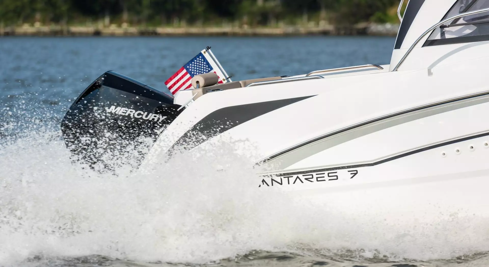 2026 Beneteau Antares 7 - Image 4