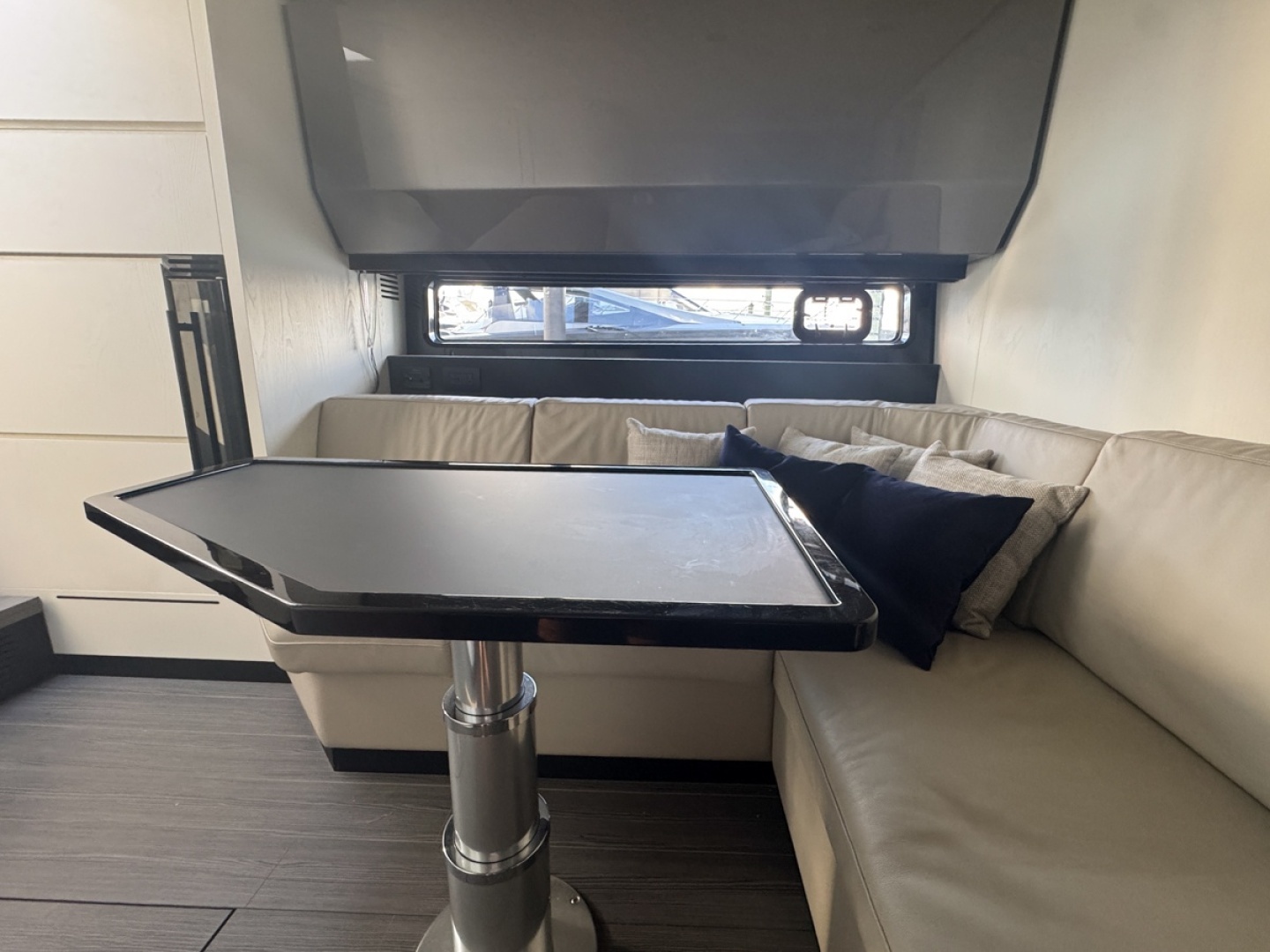 2023 Azimut Verve 47 - Image 71