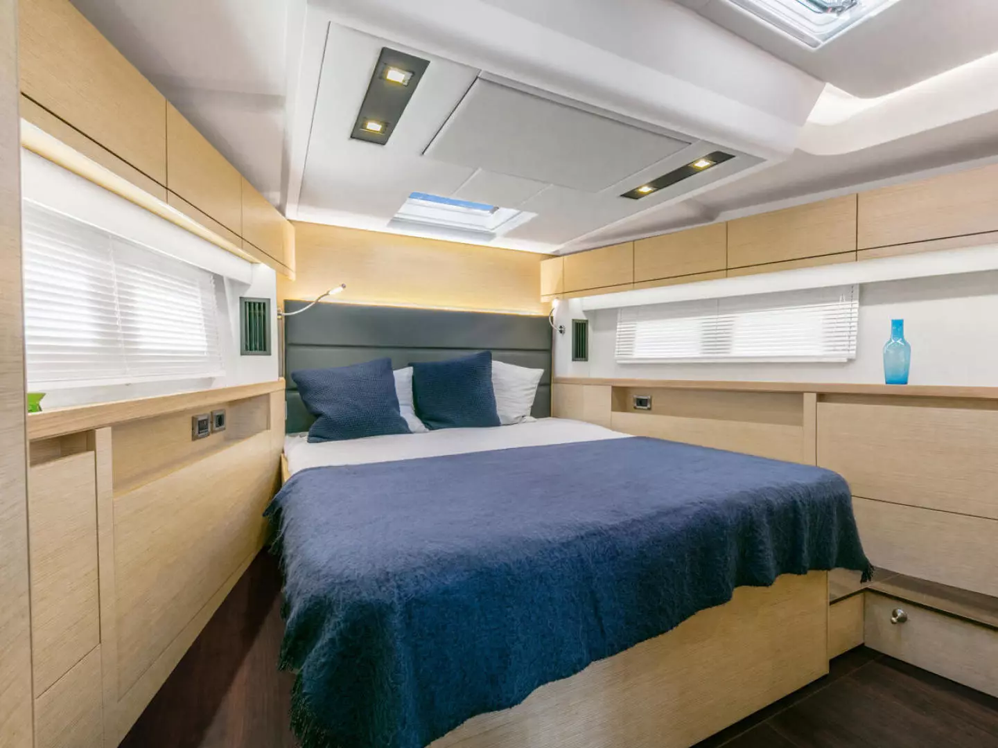 2025 Hanse 548 - Image 27