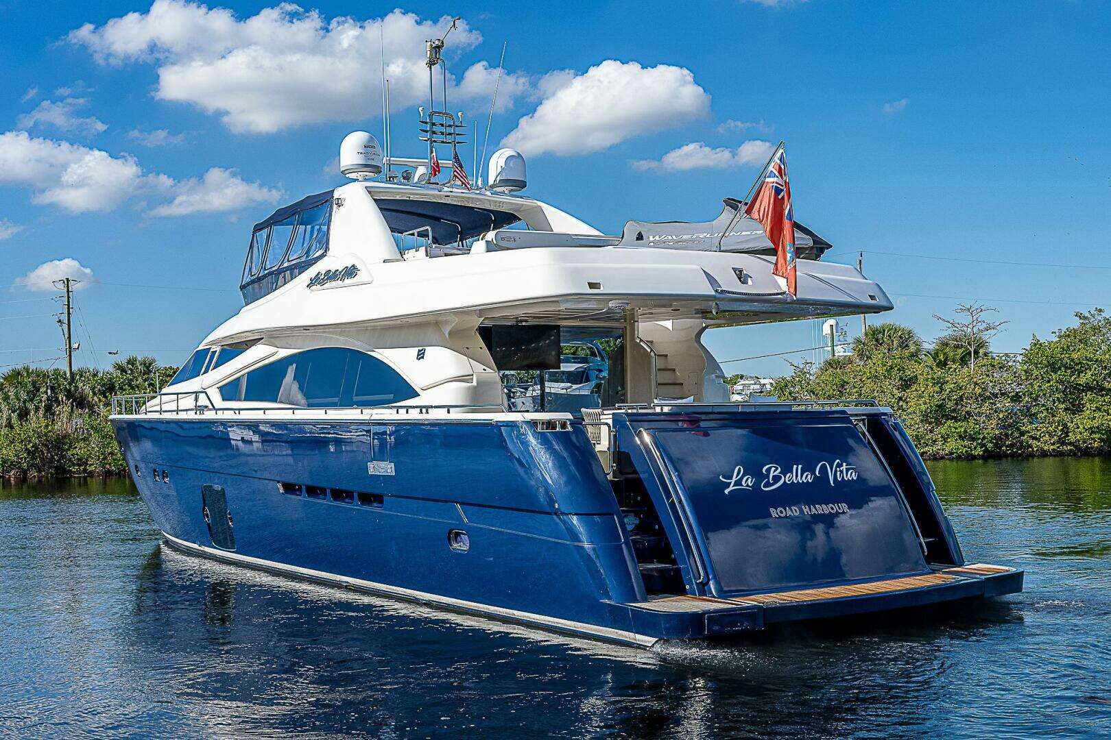 2006 Ferretti Yachts 830 - Image 21