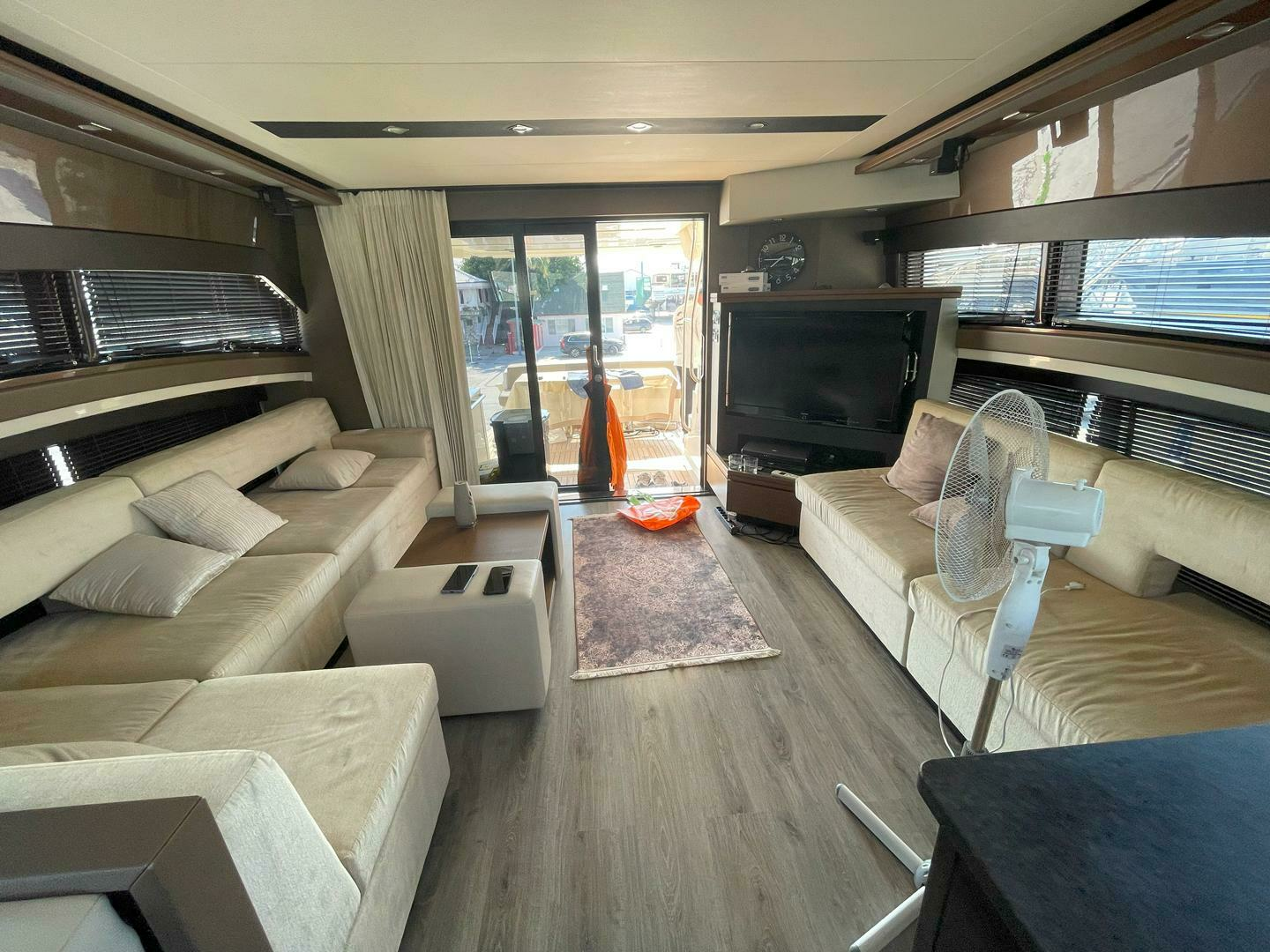 2013 Marquis 630 Sport - Image 2