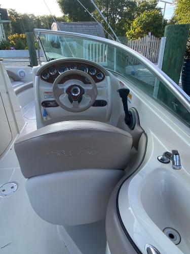 2002 Sea Ray Sundeck - 4