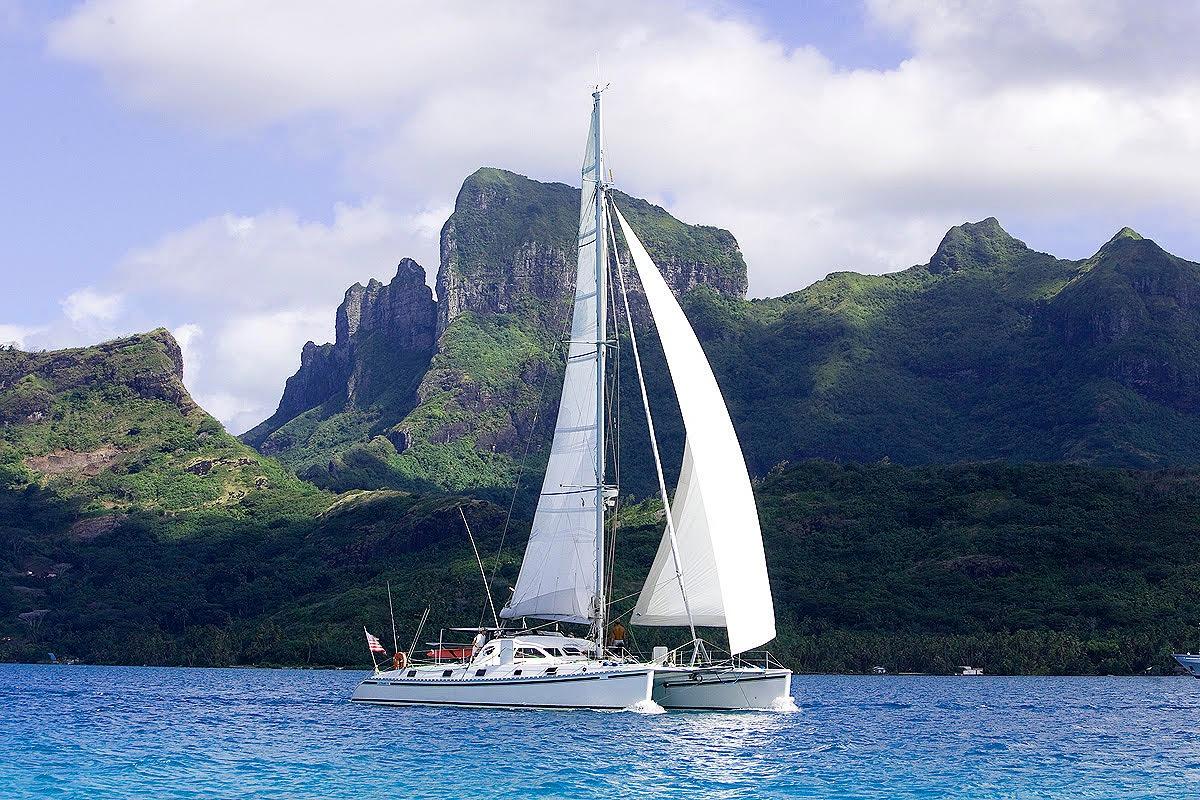 2004 Outremer Standard